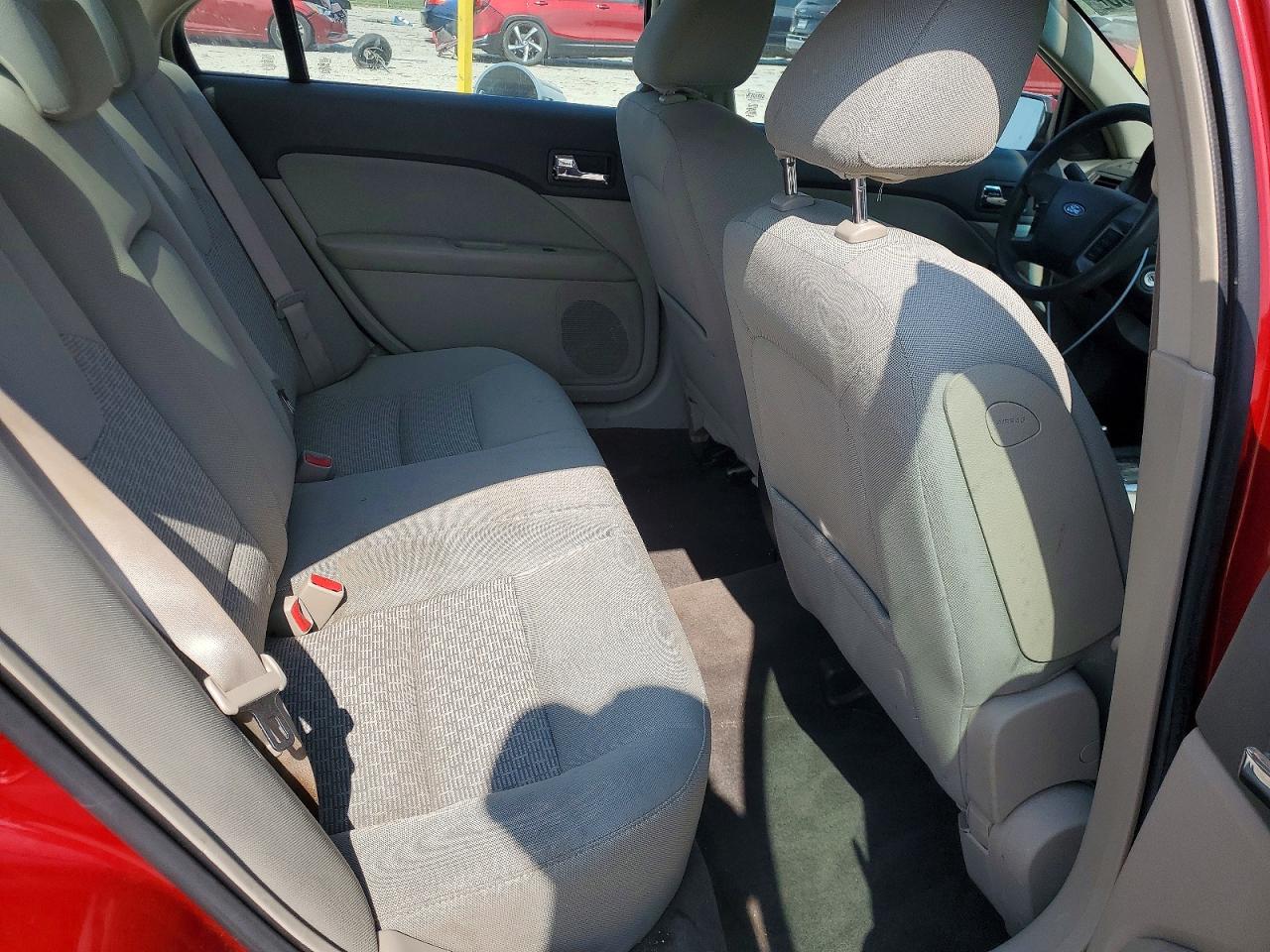2010 Ford Fusion Se Red vin: 3FAHP0HA8AR249505