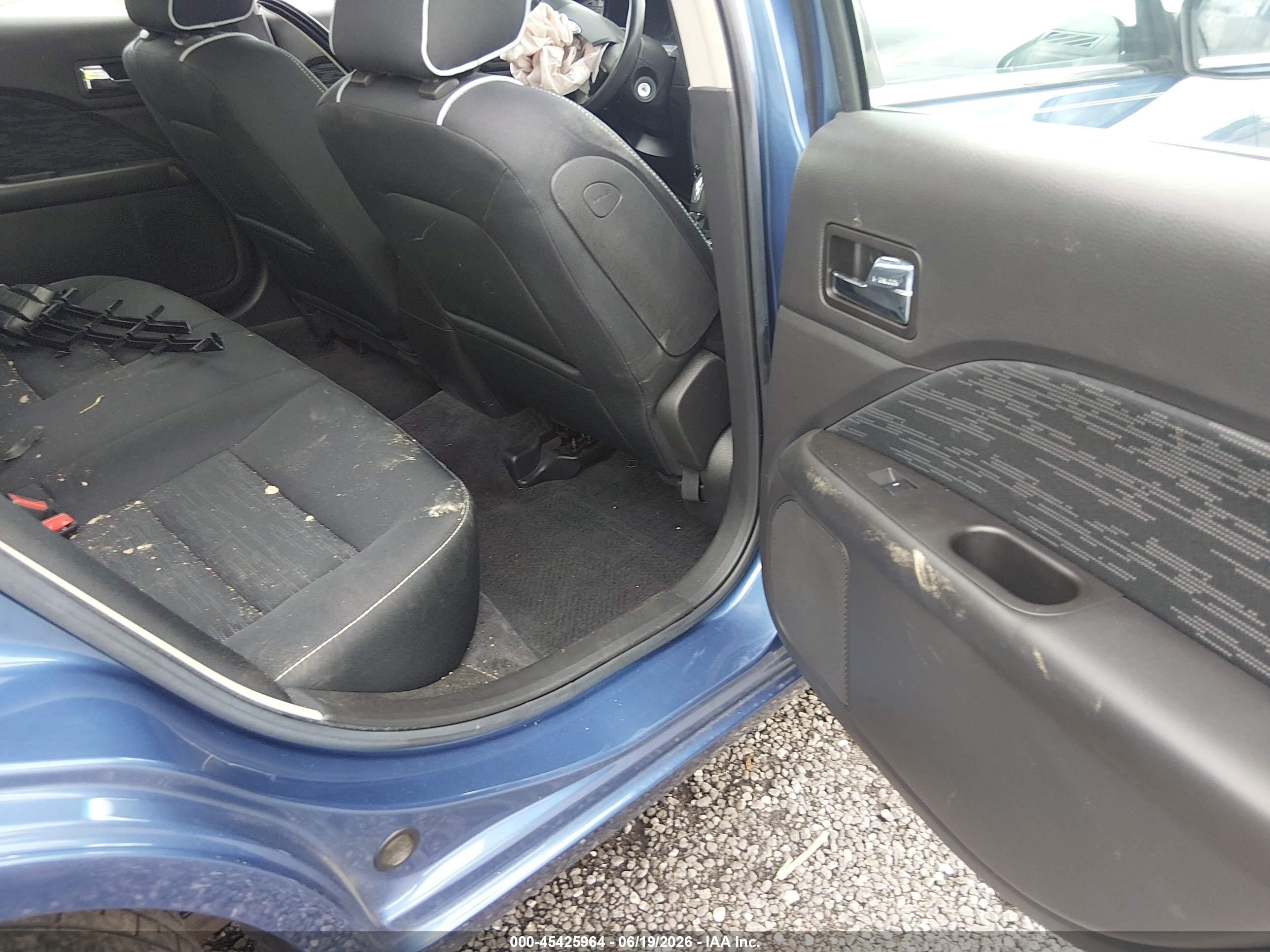 2010 Ford Fusion Se Blue vin: 3FAHP0HA8AR283931