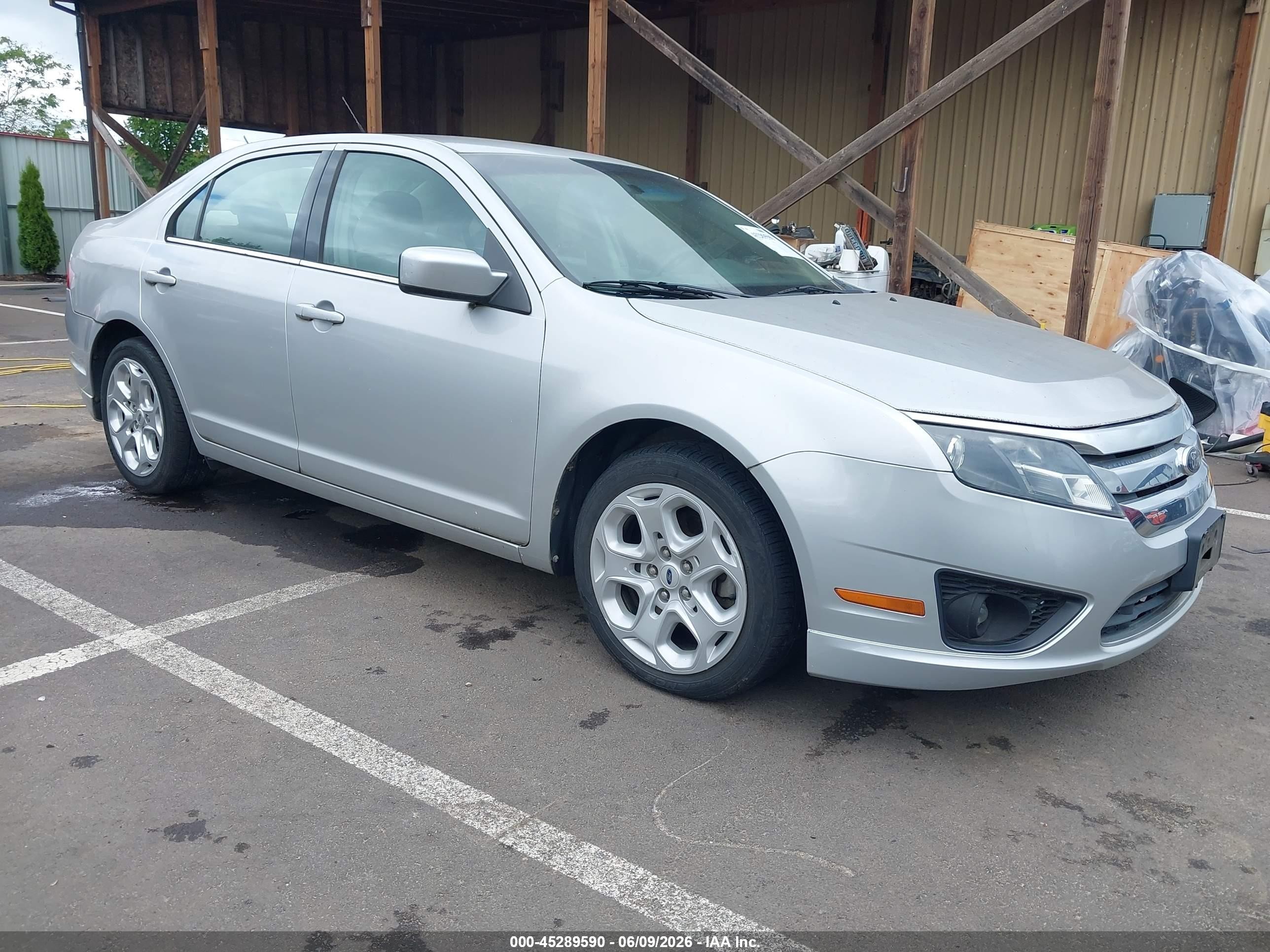 2010 Ford Fusion Se Silver vin: 3FAHP0HA8AR285744