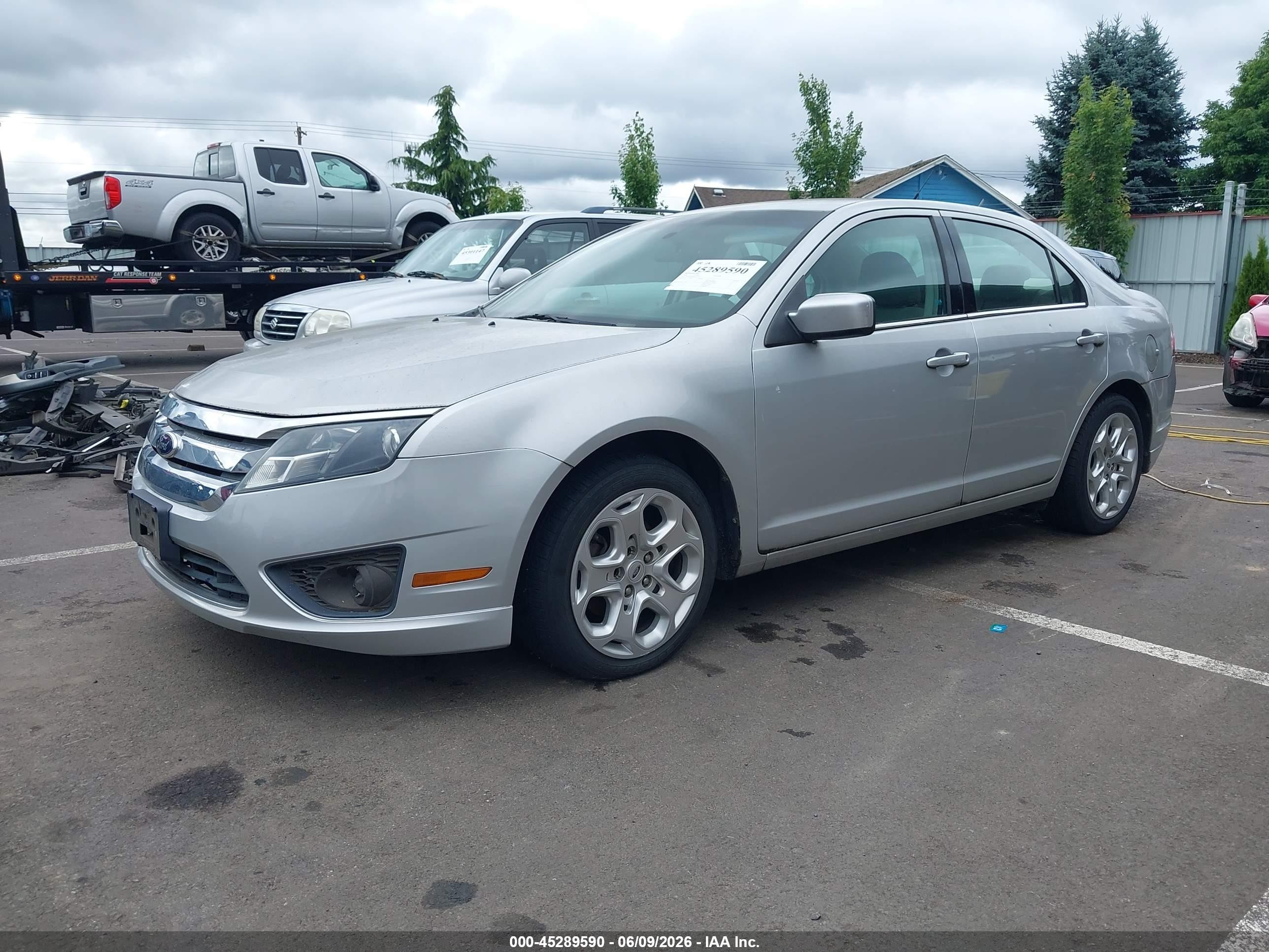 2010 Ford Fusion Se Silver vin: 3FAHP0HA8AR285744