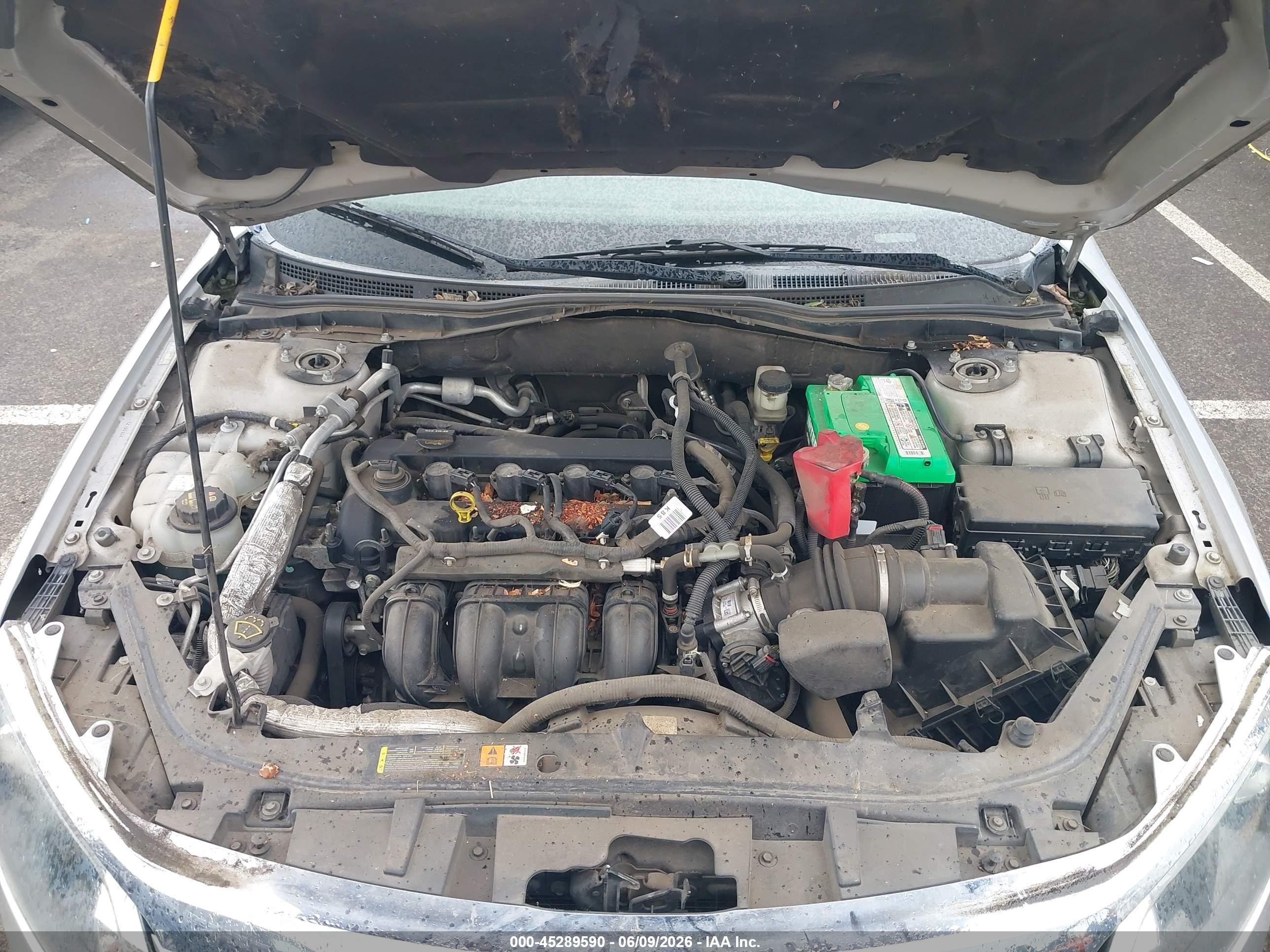 2010 Ford Fusion Se Silver vin: 3FAHP0HA8AR285744