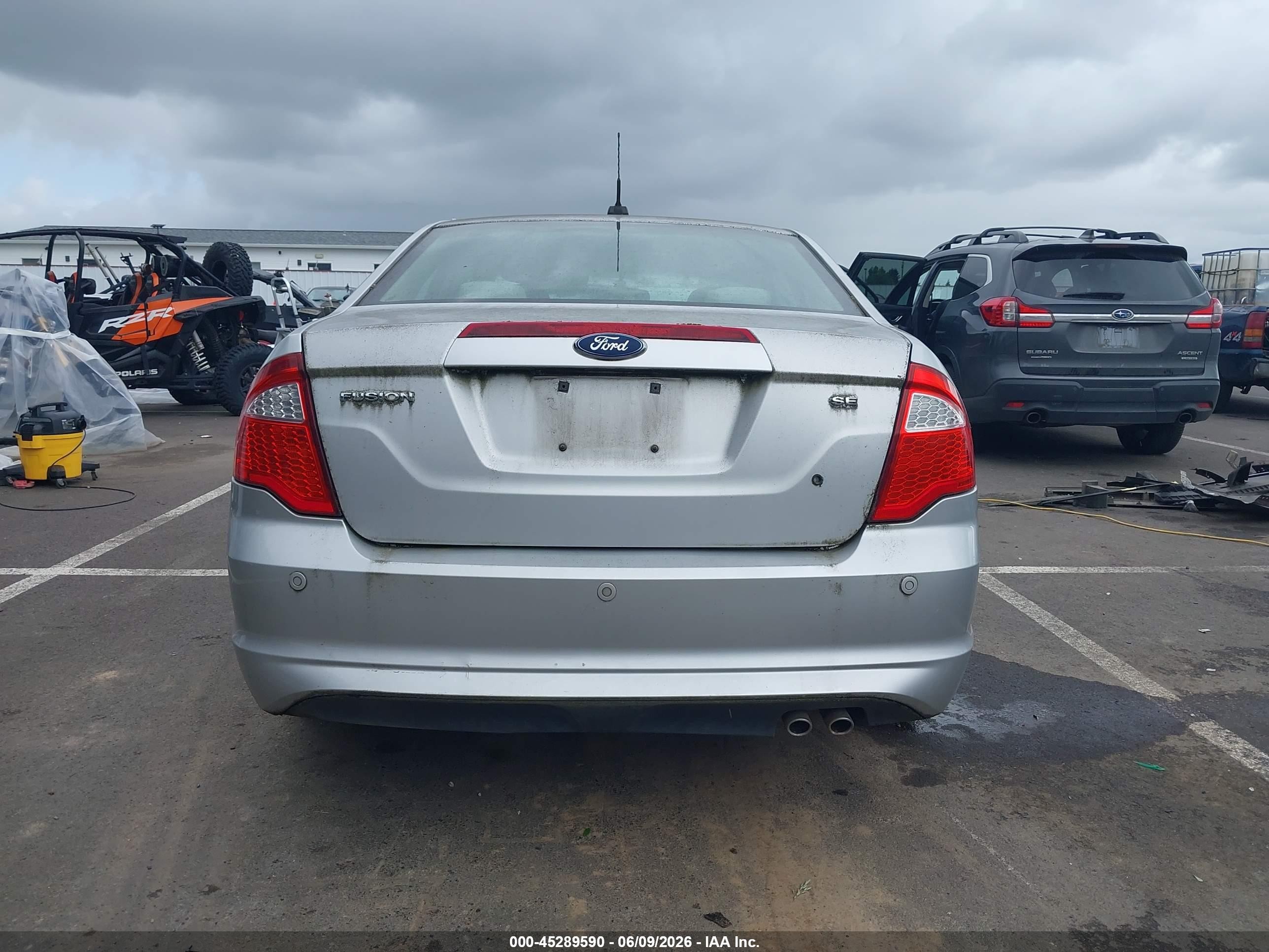 2010 Ford Fusion Se Silver vin: 3FAHP0HA8AR285744