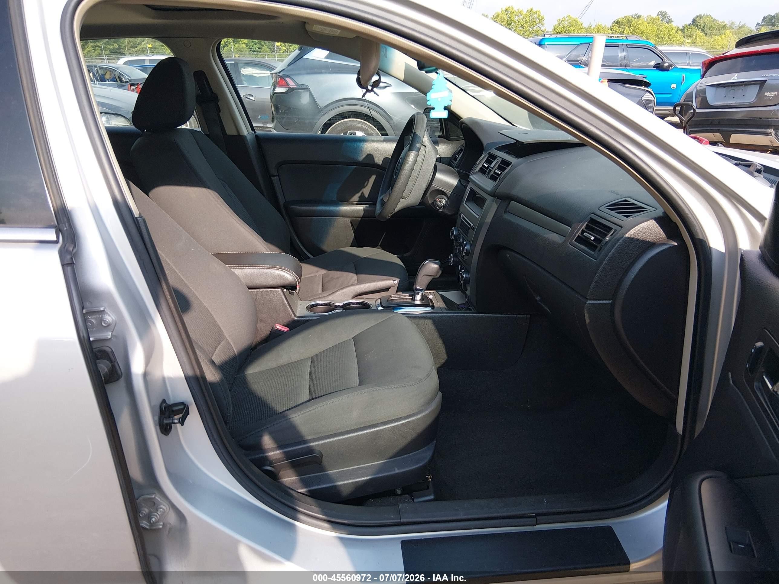 2010 Ford Fusion Se Silver vin: 3FAHP0HA8AR341827