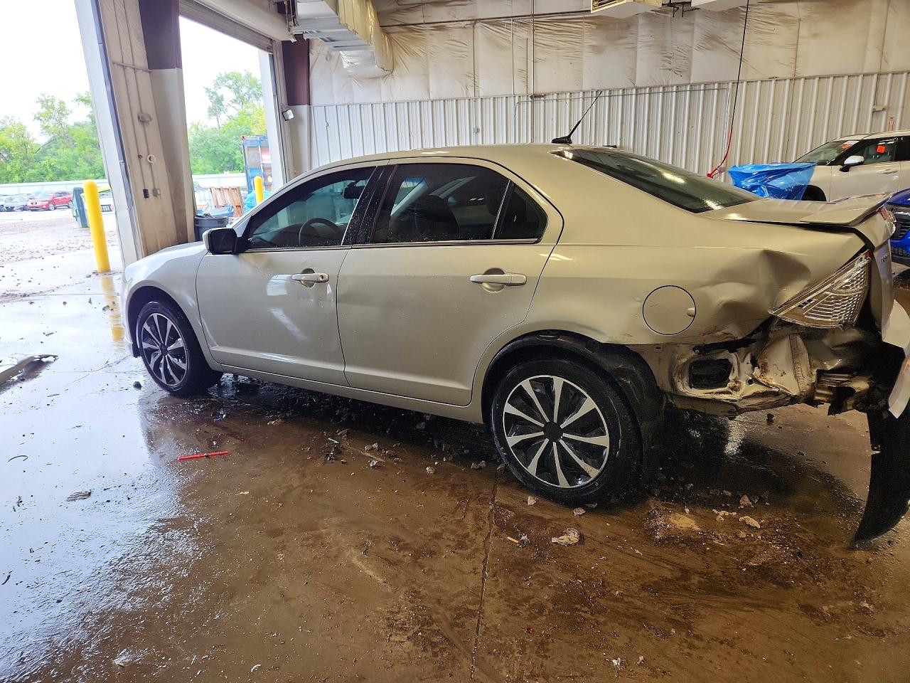 2010 Ford Fusion Se Silver vin: 3FAHP0HA8AR365657