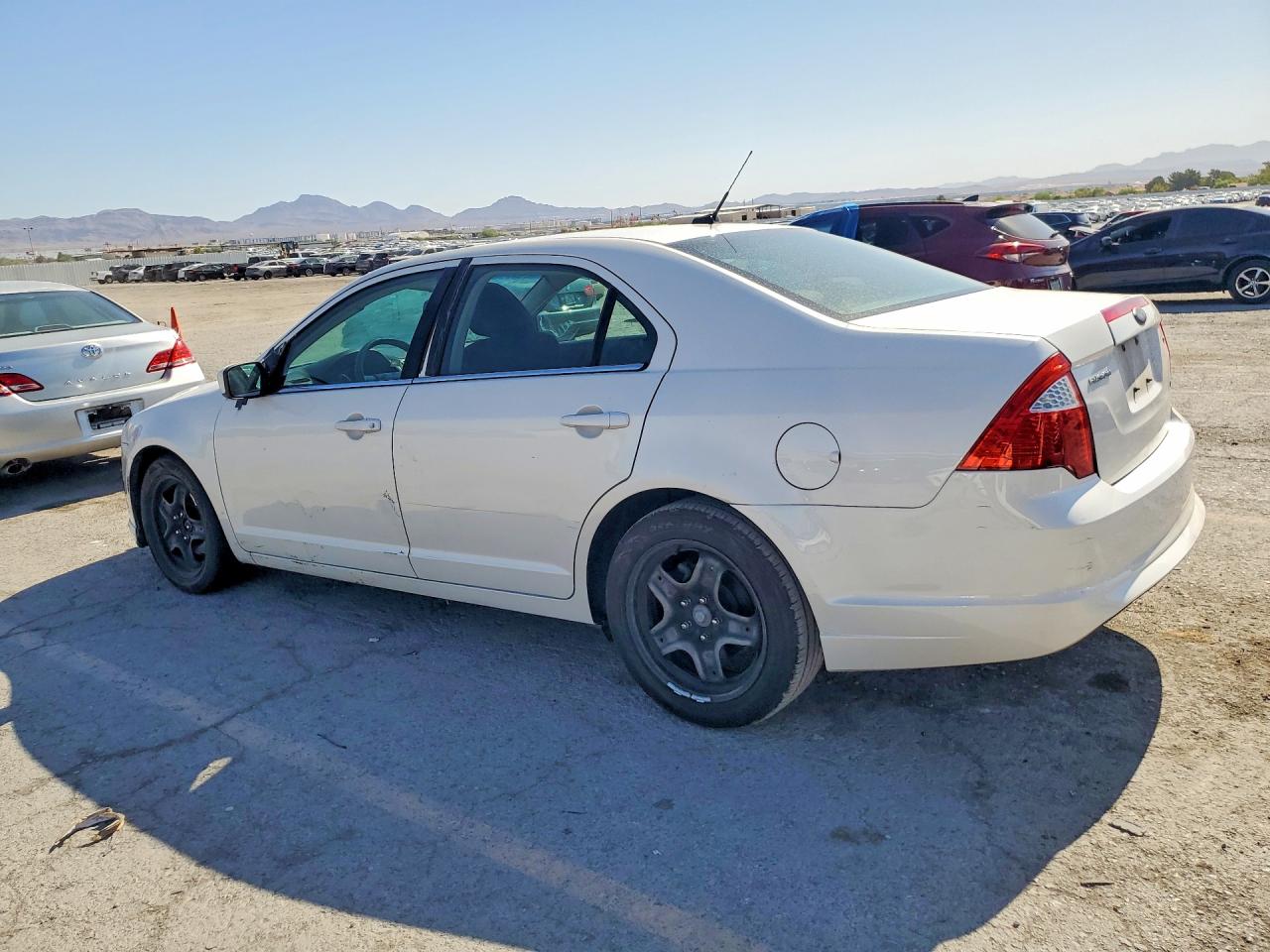 2010 Ford Fusion Se White vin: 3FAHP0HA8AR372737