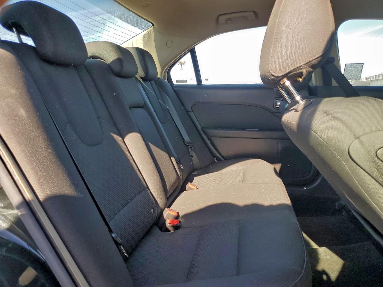 2010 Ford Fusion Se Black vin: 3FAHP0HA8AR373130