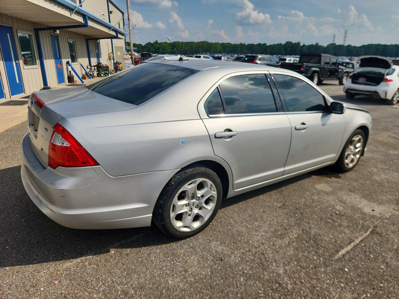 2010 Ford Fusion Se Silver vin: 3FAHP0HA8AR395922