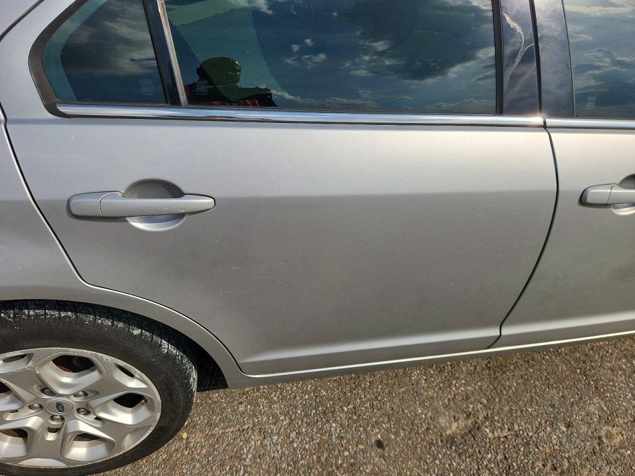 2010 Ford Fusion Se Silver vin: 3FAHP0HA8AR395922