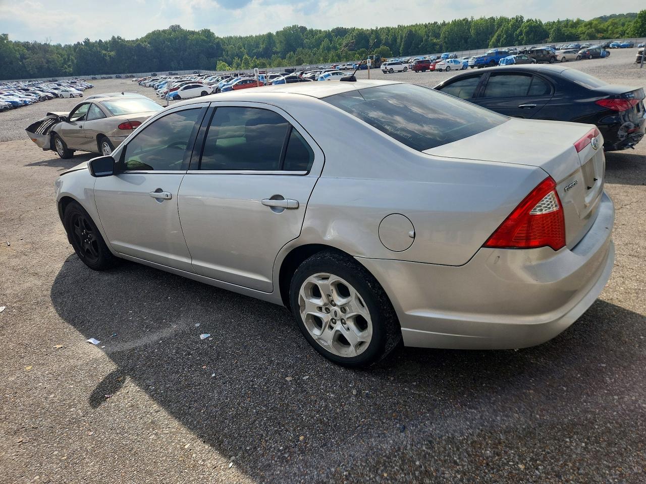 2010 Ford Fusion Se Silver vin: 3FAHP0HA8AR395922
