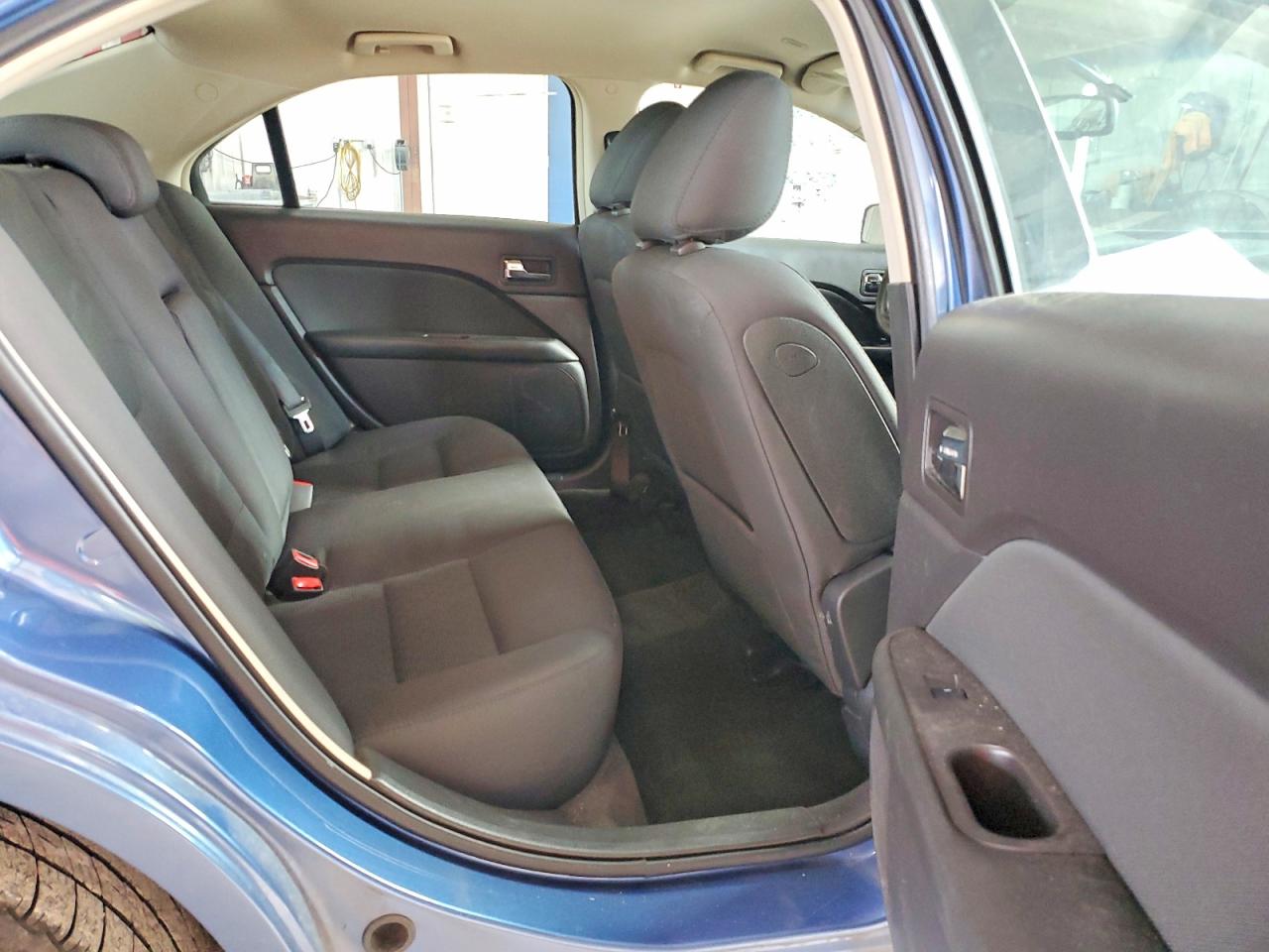 2010 Ford Fusion Se Blue vin: 3FAHP0HA8AR400911