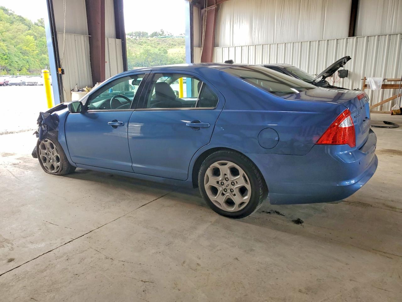 2010 Ford Fusion Se Blue vin: 3FAHP0HA8AR400911