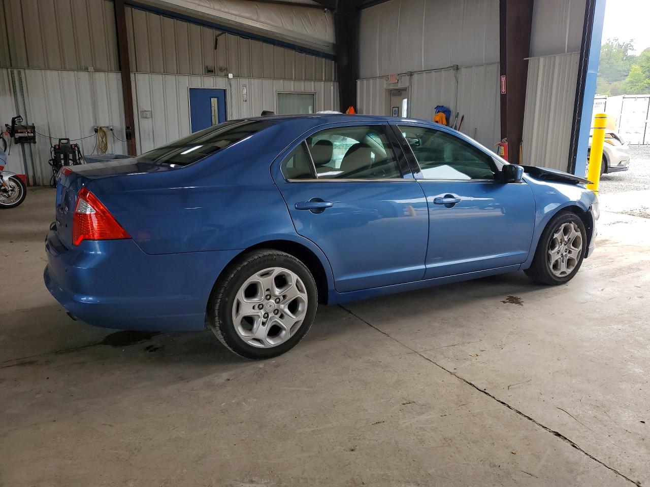 2010 Ford Fusion Se Blue vin: 3FAHP0HA8AR400911