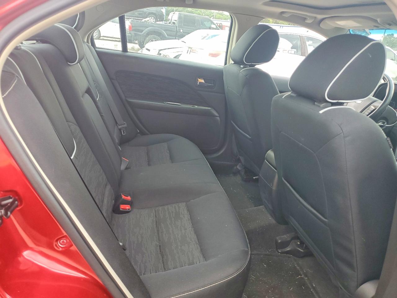 2011 Ford Fusion Se Red vin: 3FAHP0HA8BR103462
