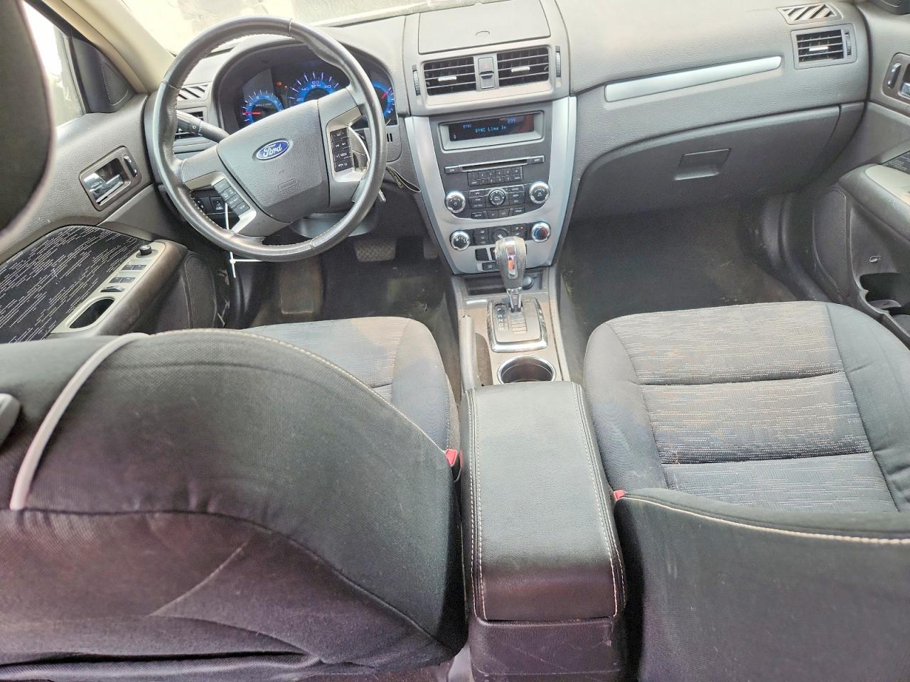 2011 Ford Fusion Se Blue vin: 3FAHP0HA8BR154217