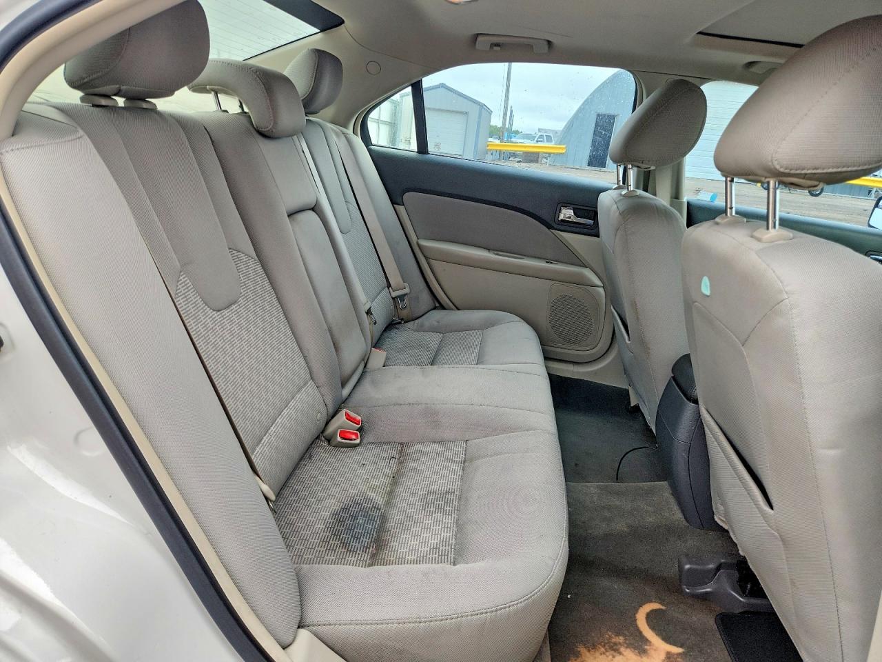 2011 Ford Fusion Se Белый vin: 3FAHP0HA8BR234262