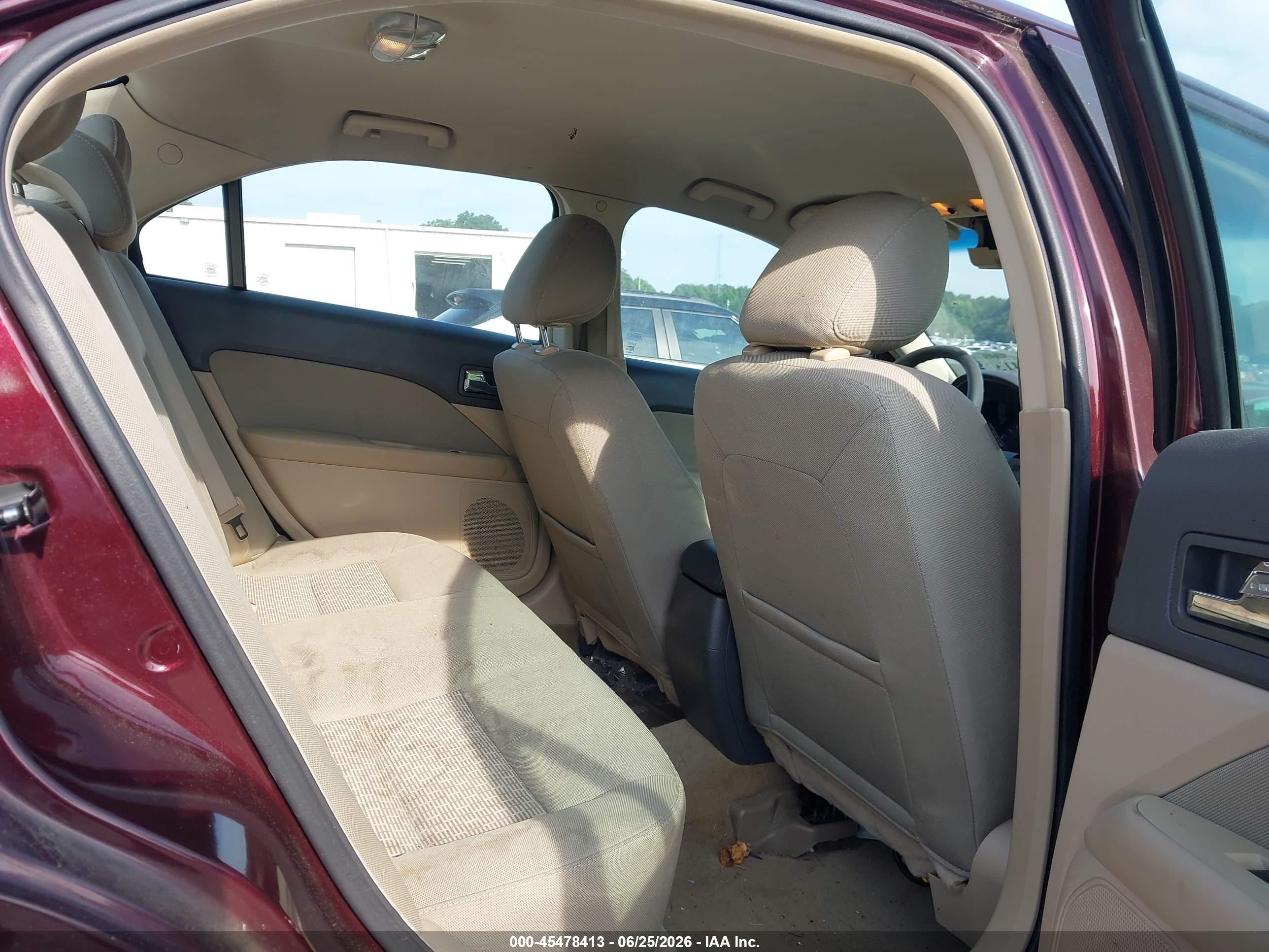 2011 Ford Fusion Se Maroon vin: 3FAHP0HA8BR298981