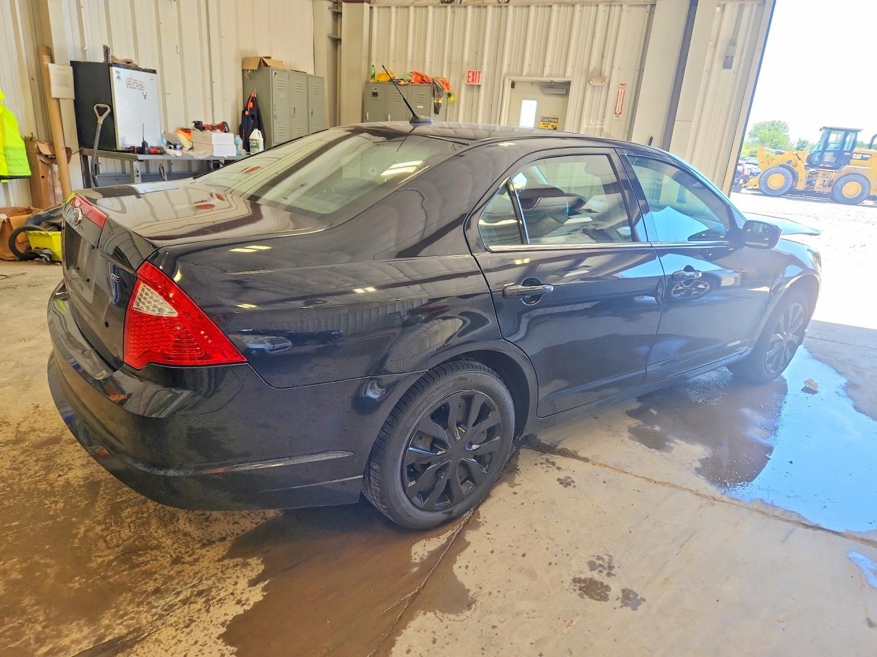 2011 Ford Fusion Se Black vin: 3FAHP0HA8BR317822