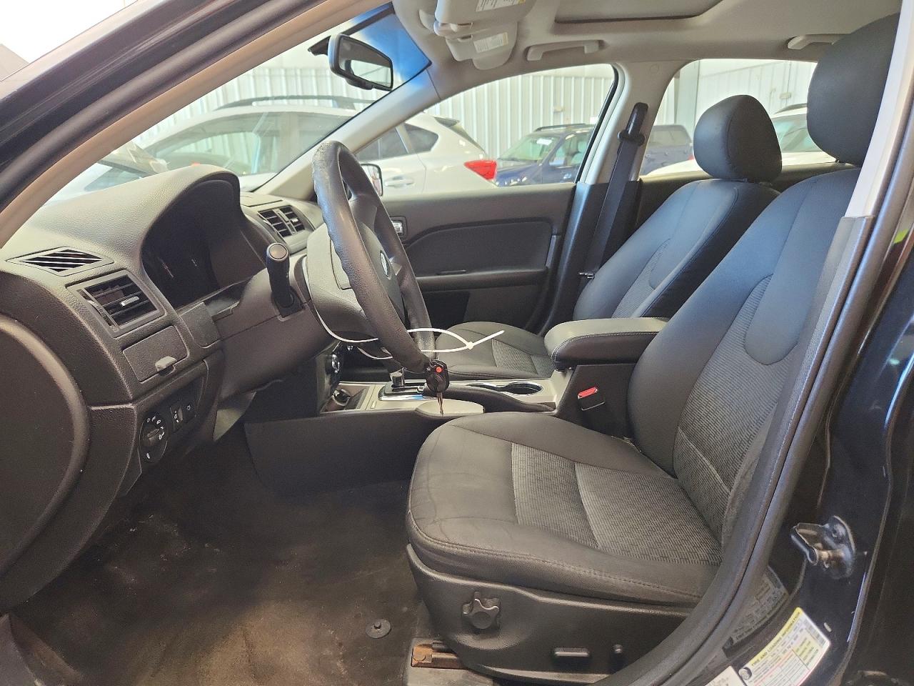 2011 Ford Fusion Se Black vin: 3FAHP0HA8BR317822