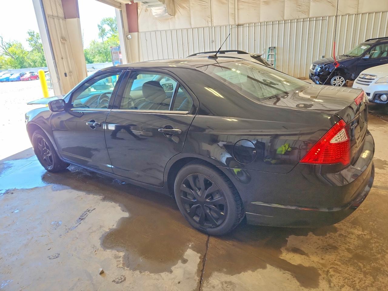 2011 Ford Fusion Se Black vin: 3FAHP0HA8BR317822