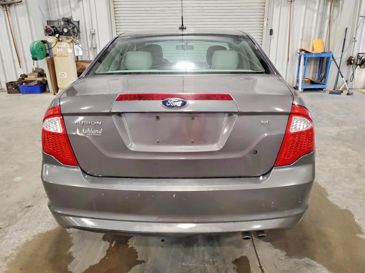 2011 Ford Fusion Se Gray vin: 3FAHP0HA8BR324267