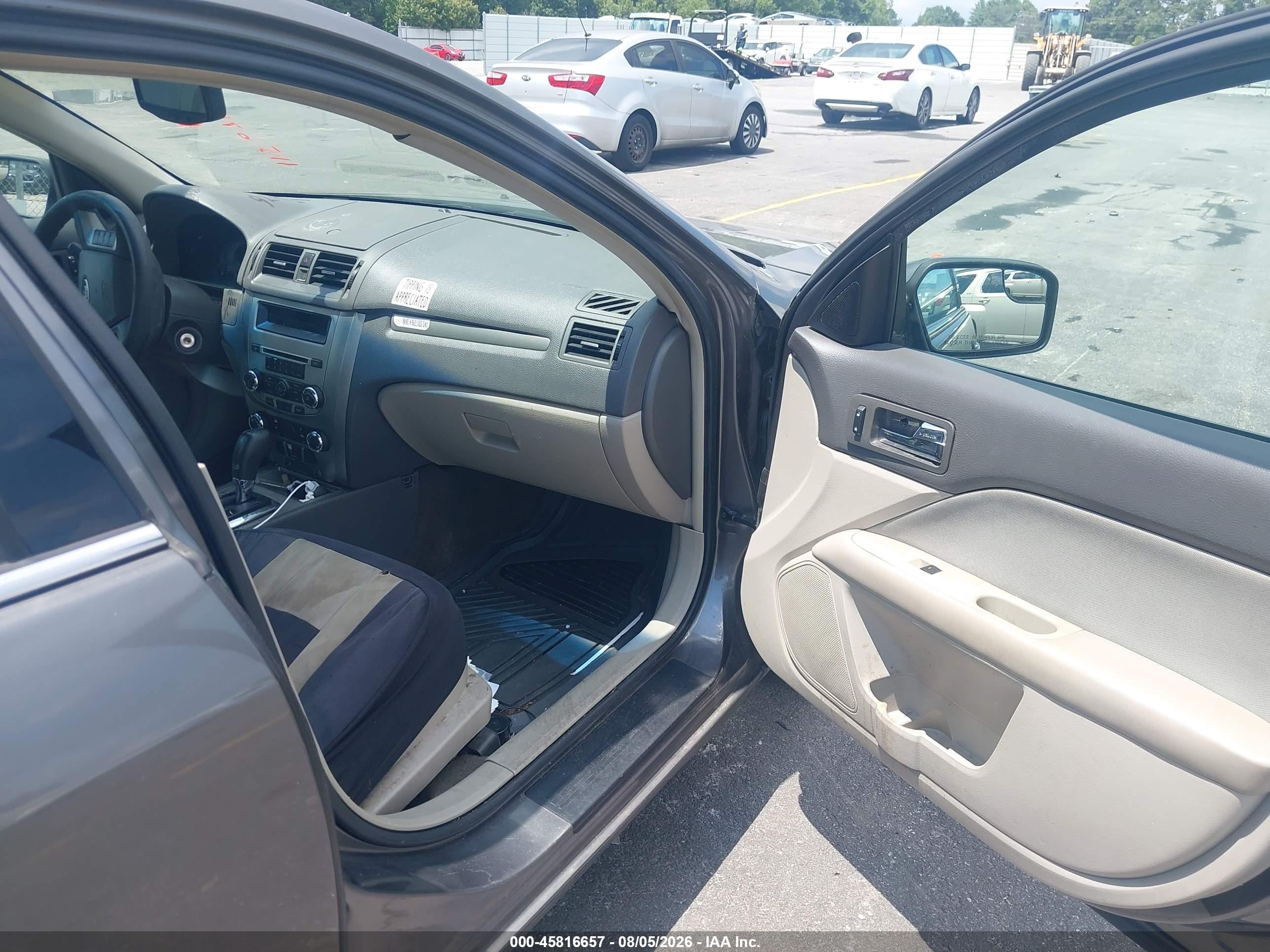 2012 Ford Fusion Se Gray vin: 3FAHP0HA8CR115676