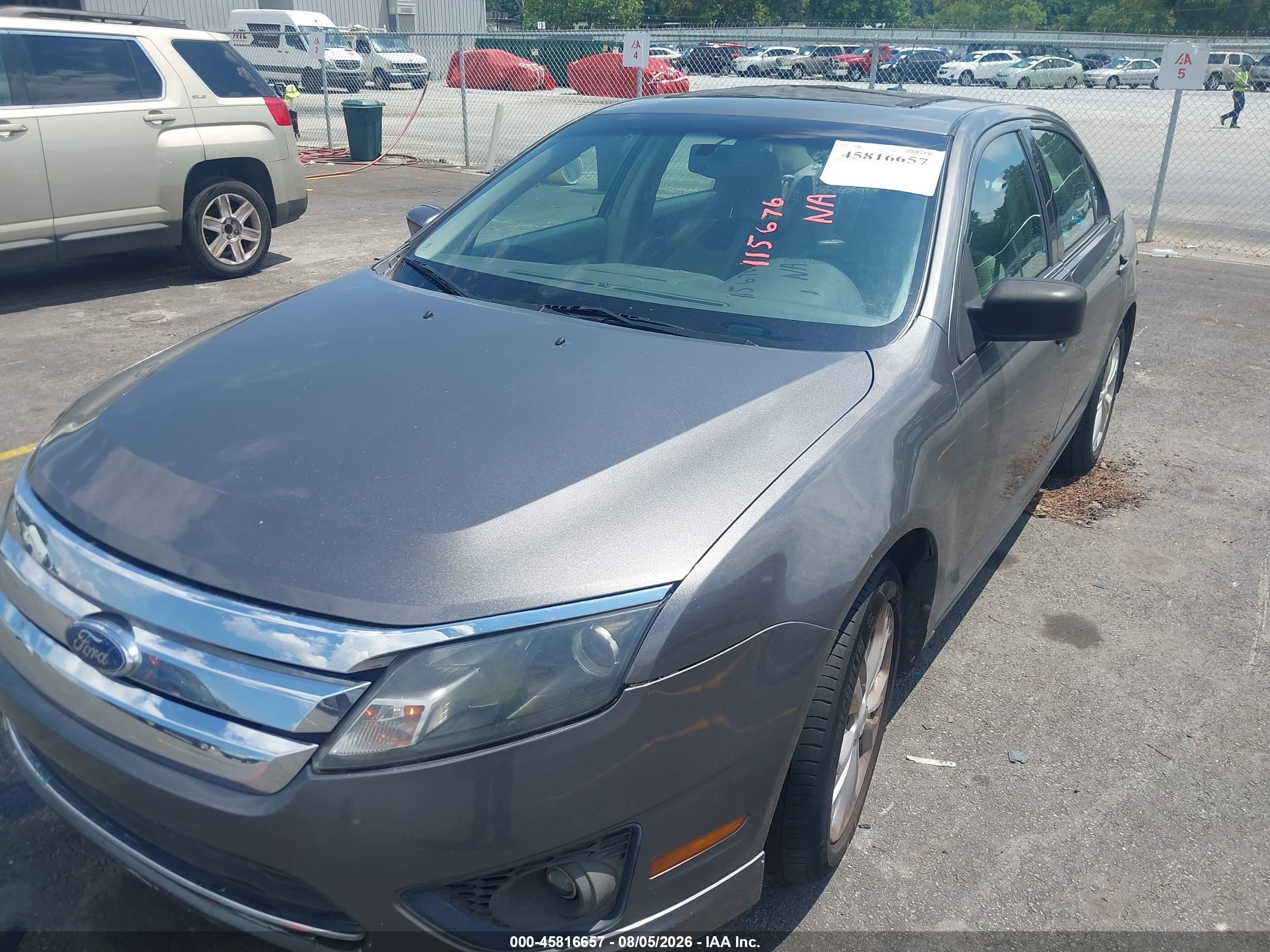 2012 Ford Fusion Se Gray vin: 3FAHP0HA8CR115676