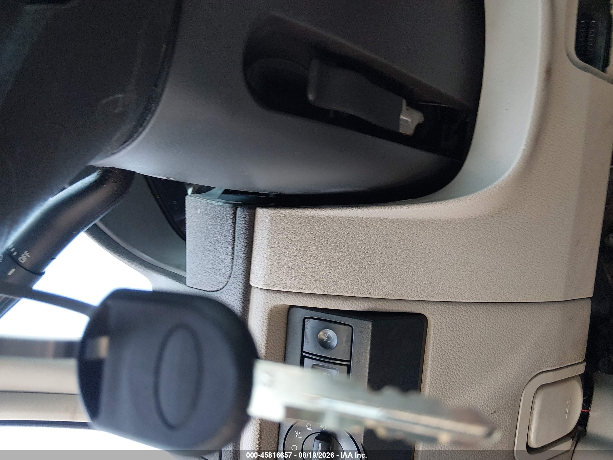 2012 Ford Fusion Se Gray vin: 3FAHP0HA8CR115676