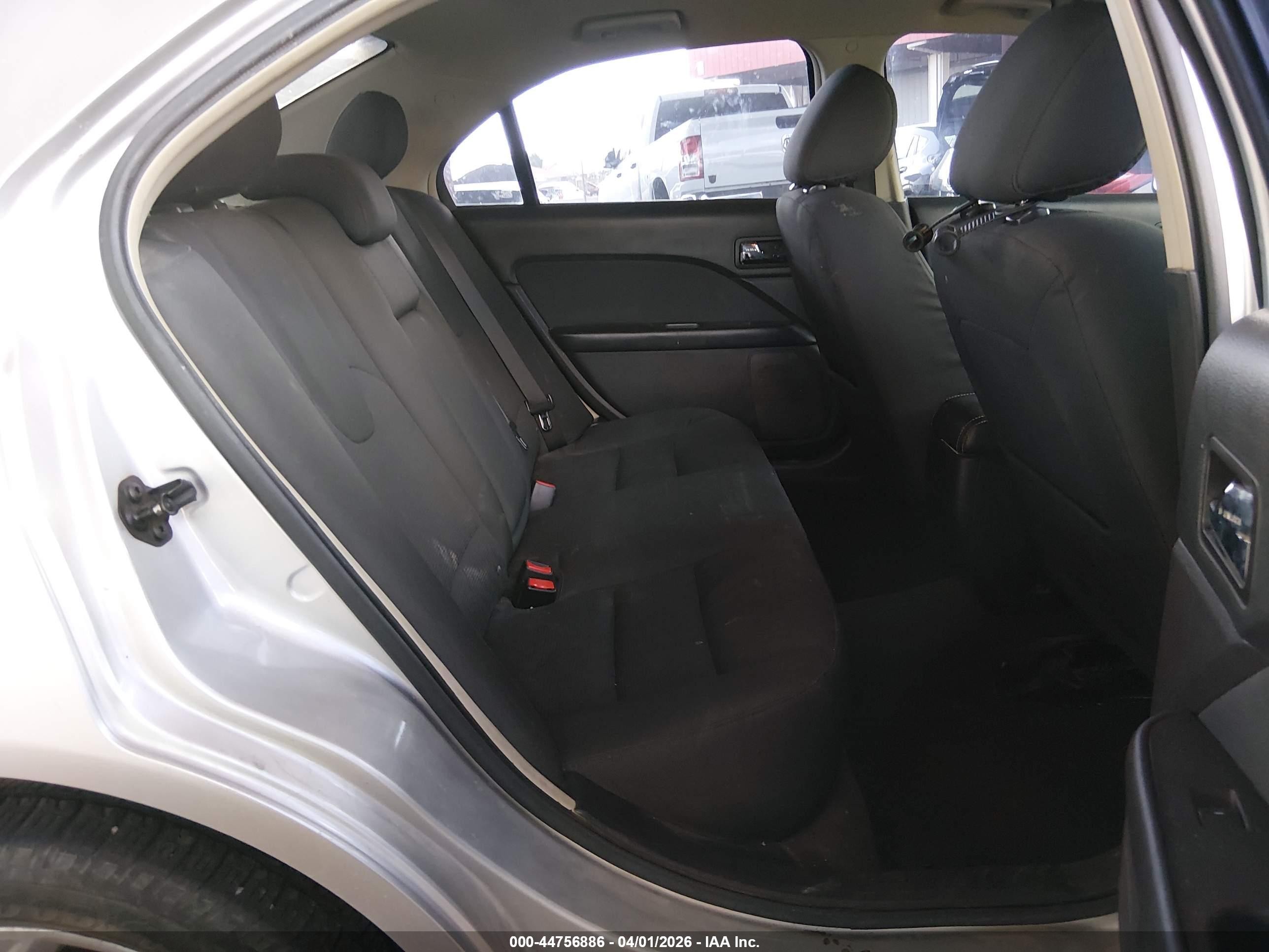 2012 Ford Fusion Se Silver vin: 3FAHP0HA8CR200436