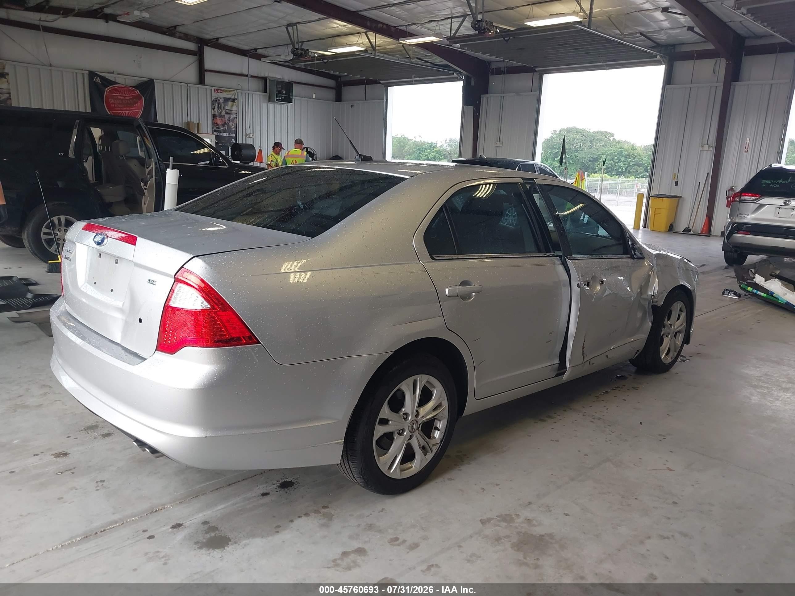 2012 Ford Fusion Se Silver vin: 3FAHP0HA8CR225322