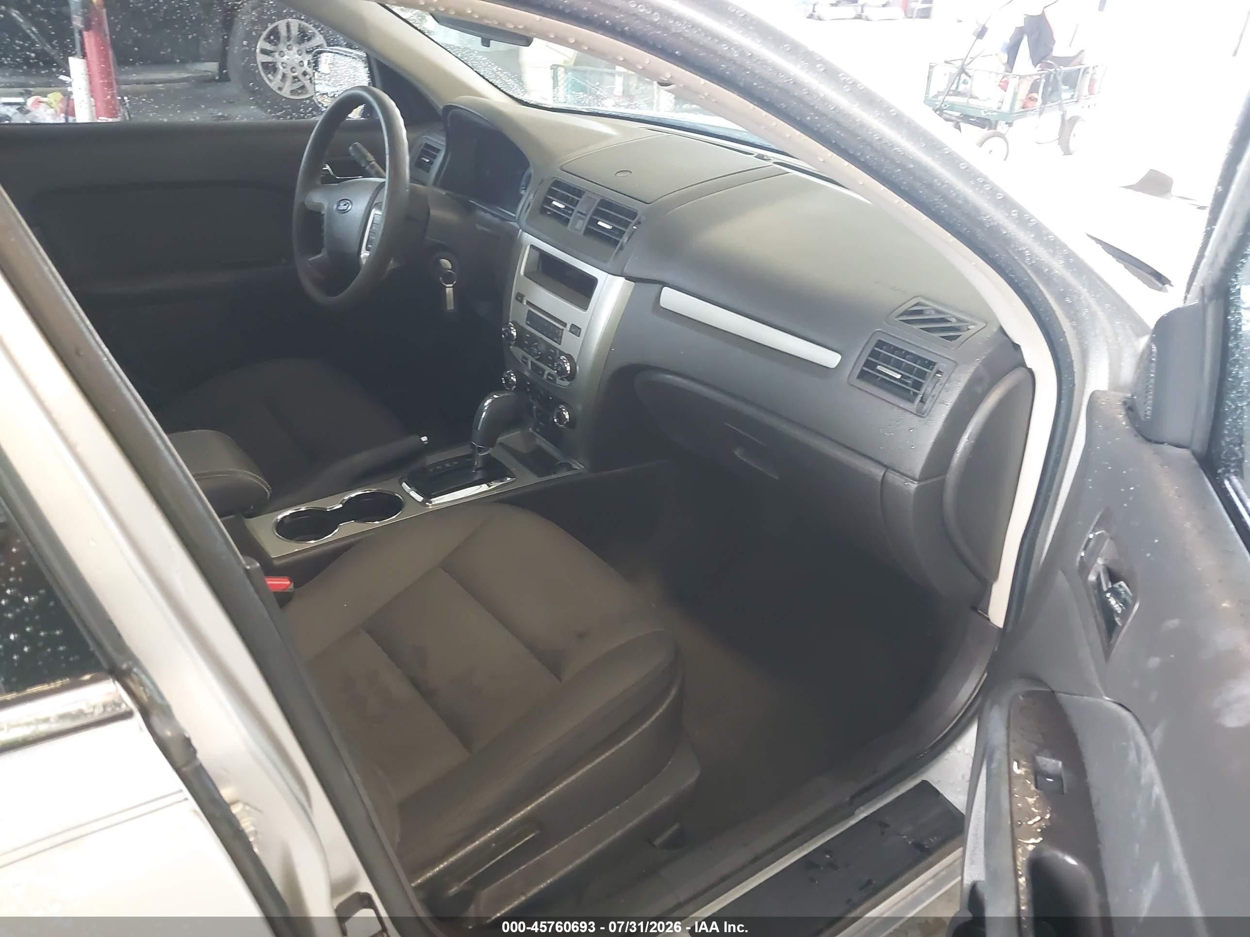 2012 Ford Fusion Se Silver vin: 3FAHP0HA8CR225322