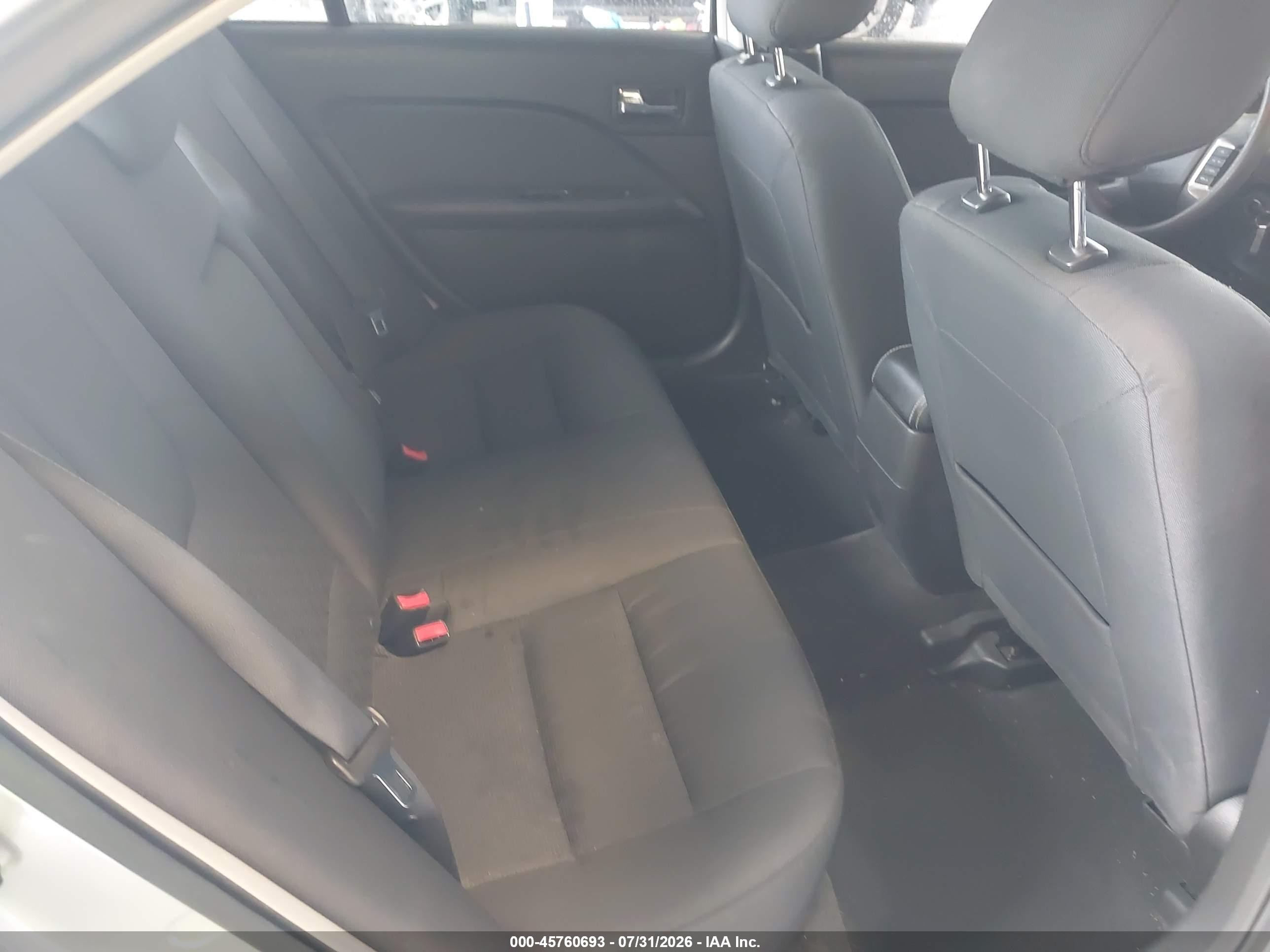 2012 Ford Fusion Se Silver vin: 3FAHP0HA8CR225322