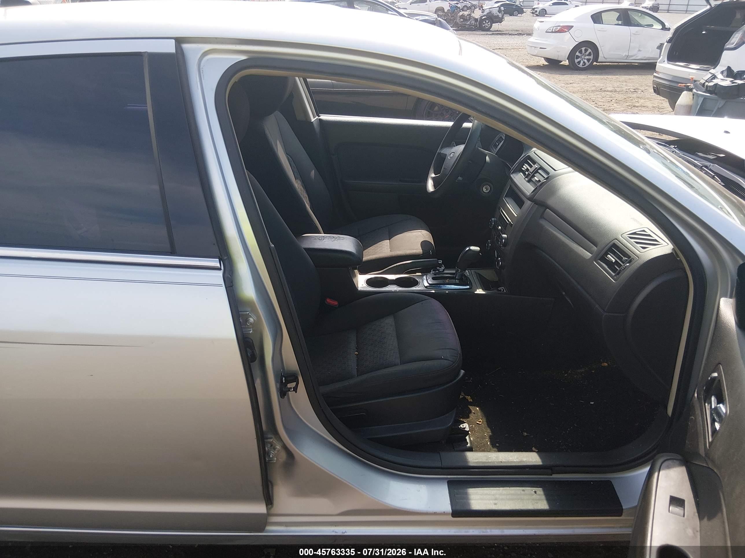 2012 Ford Fusion Se Silver vin: 3FAHP0HA8CR251533