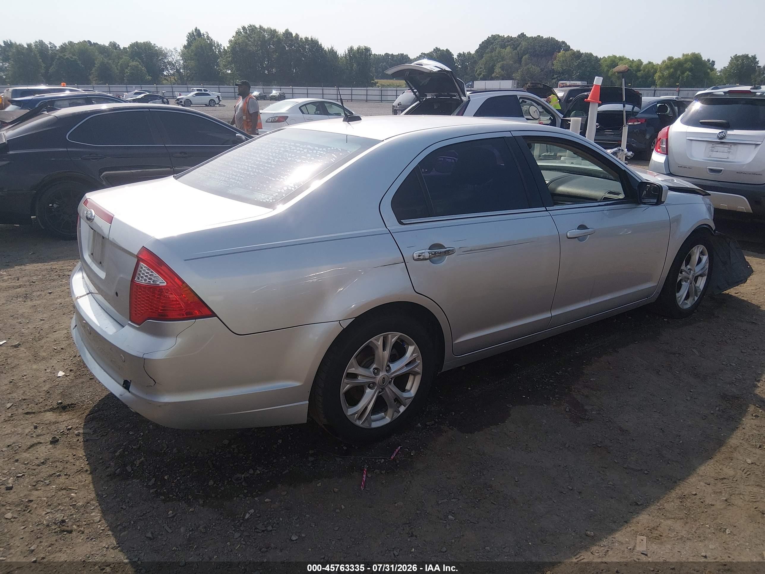 2012 Ford Fusion Se Silver vin: 3FAHP0HA8CR251533