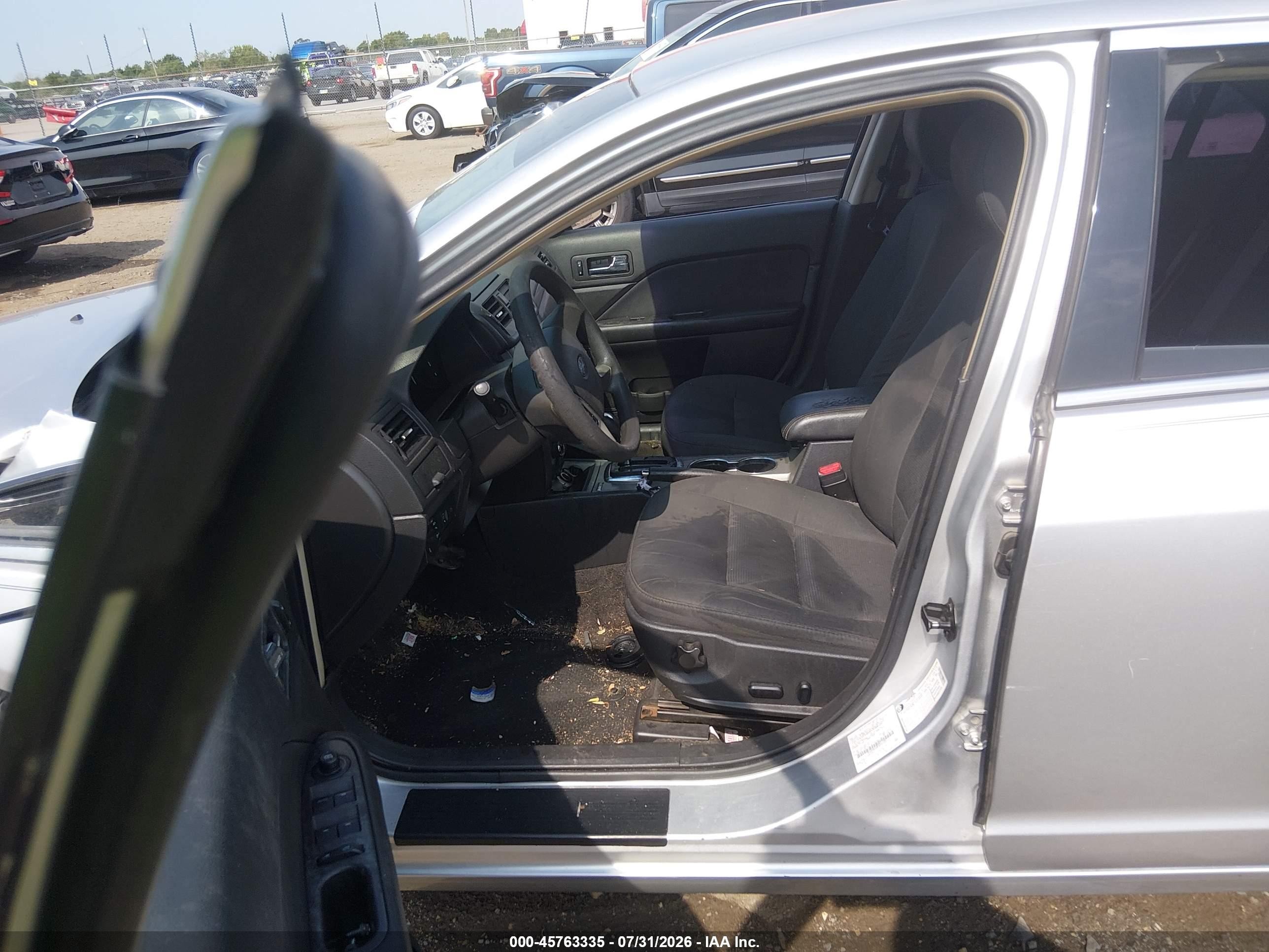 2012 Ford Fusion Se Silver vin: 3FAHP0HA8CR251533