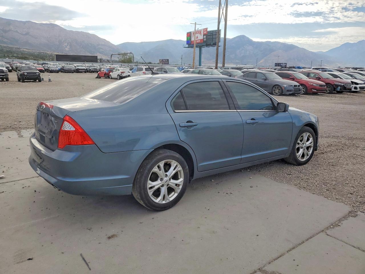 2012 Ford Fusion Se Синий vin: 3FAHP0HA8CR285536