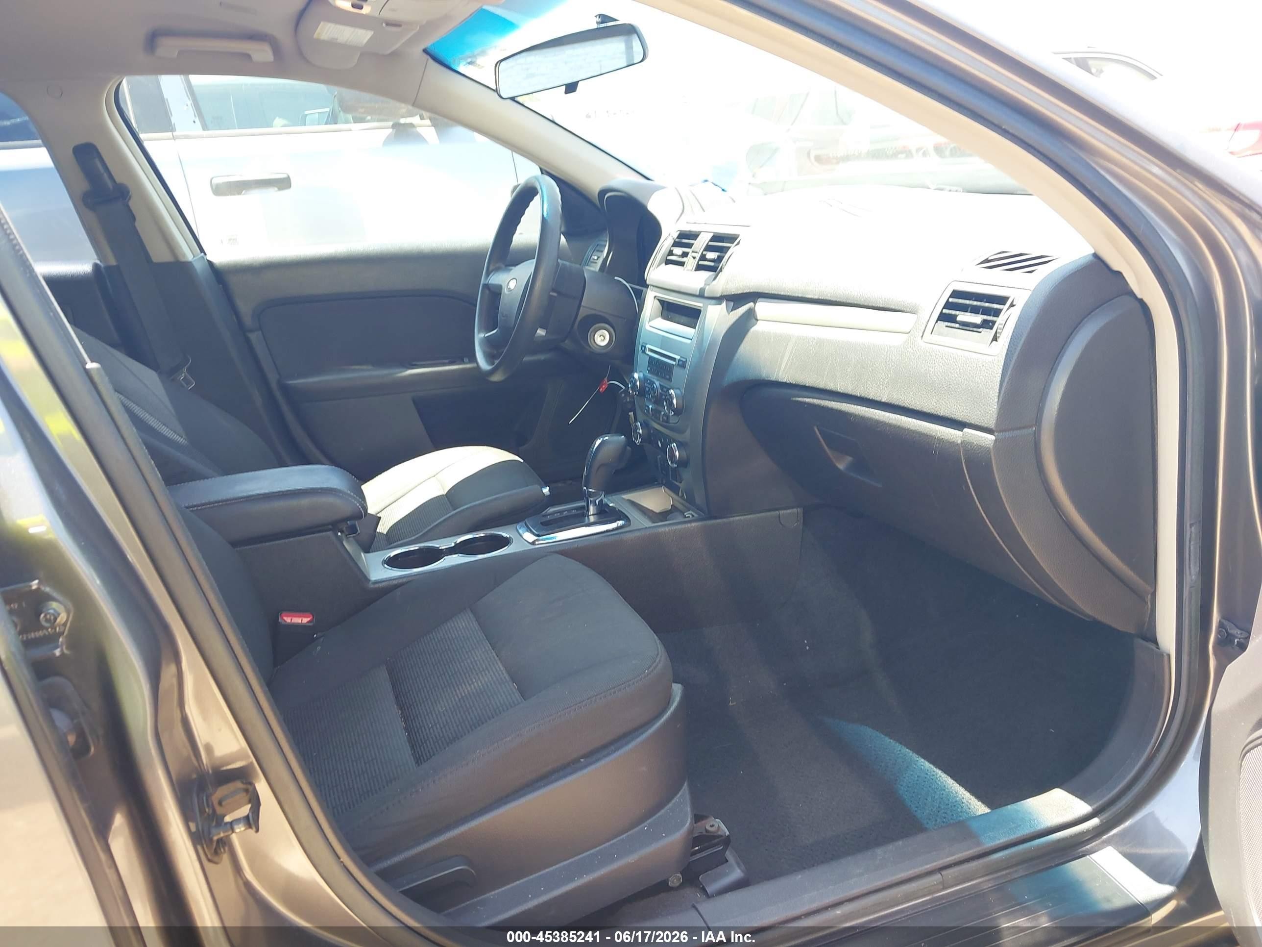 2012 Ford Fusion Se Серый vin: 3FAHP0HA8CR397348