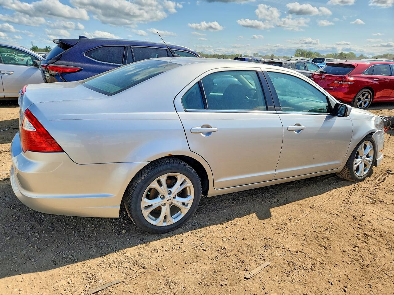 2012 Ford Fusion Se Silver vin: 3FAHP0HA8CR435127