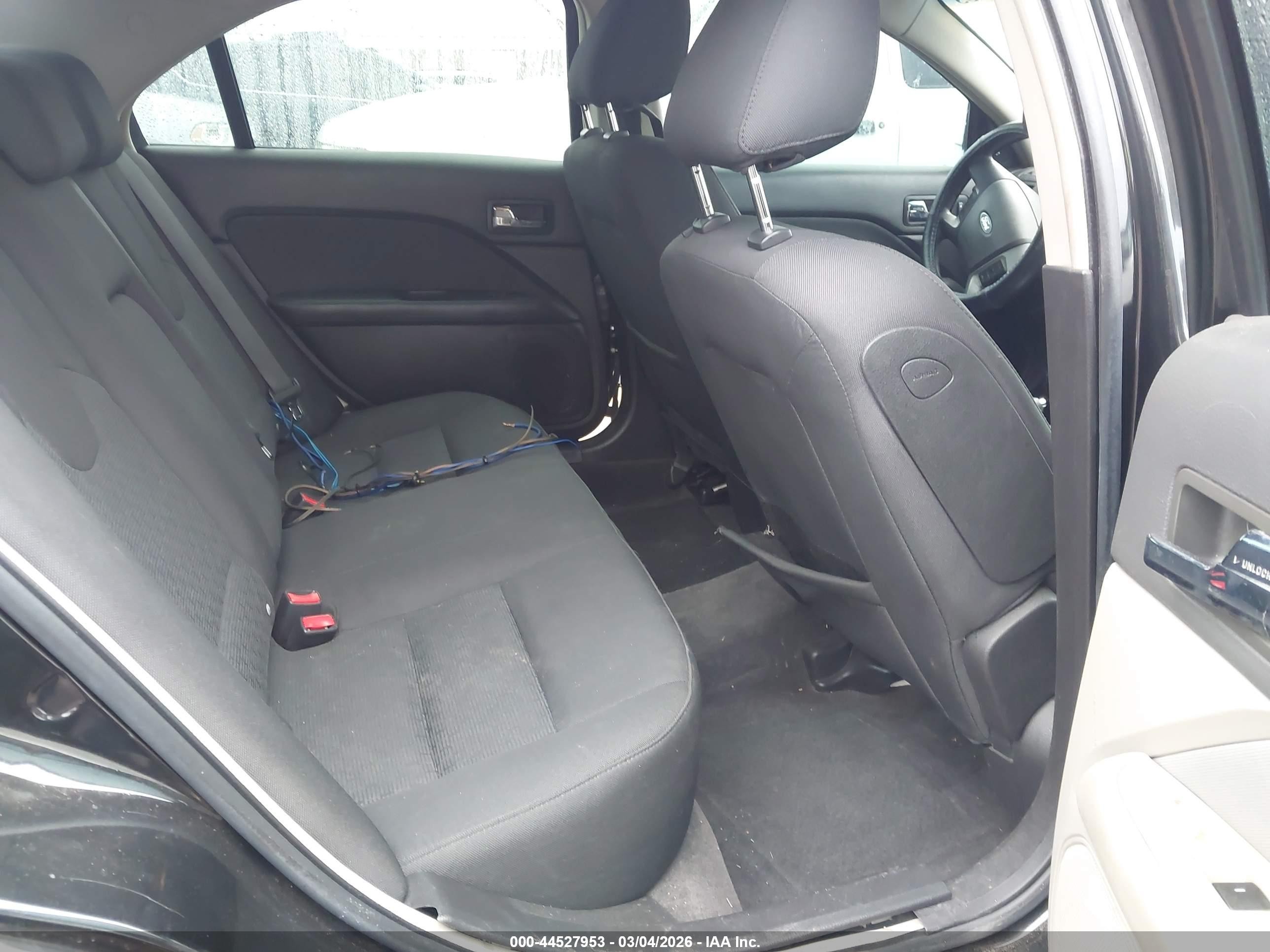 2010 Ford Fusion Se Black vin: 3FAHP0HA9AR177763