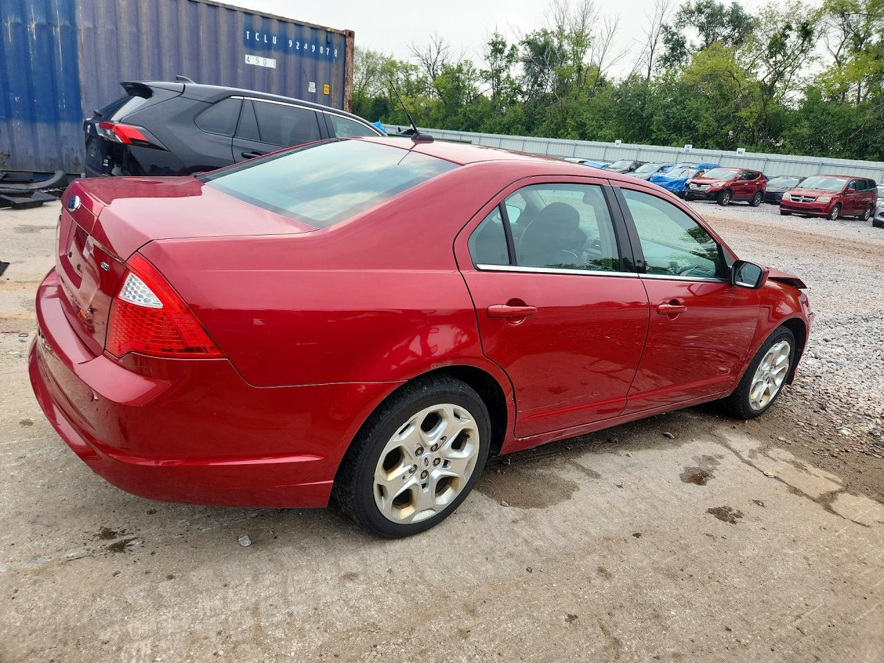 2010 Ford Fusion Se Red vin: 3FAHP0HA9AR201818