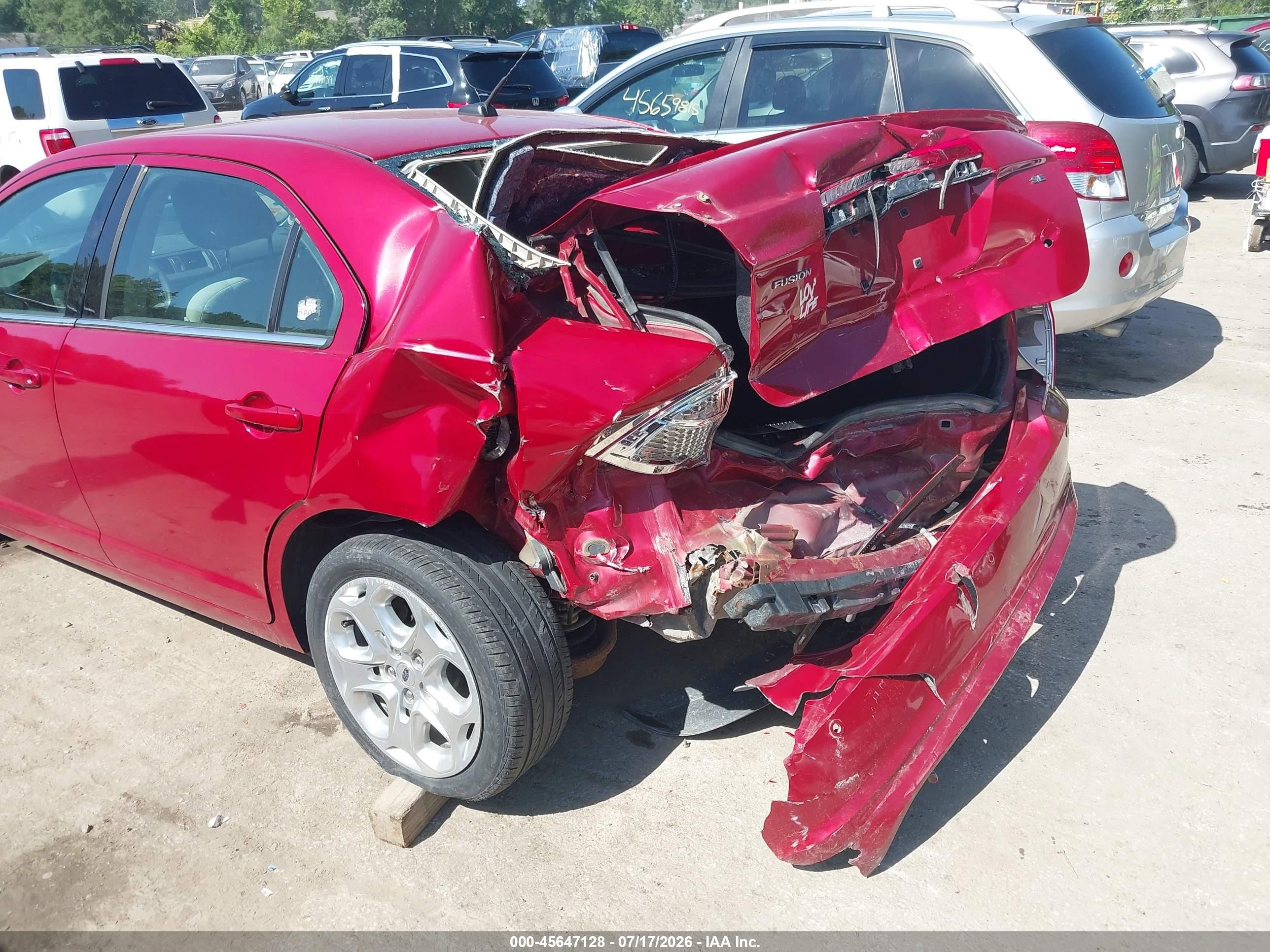 2010 Ford Fusion Se Red vin: 3FAHP0HA9AR240263