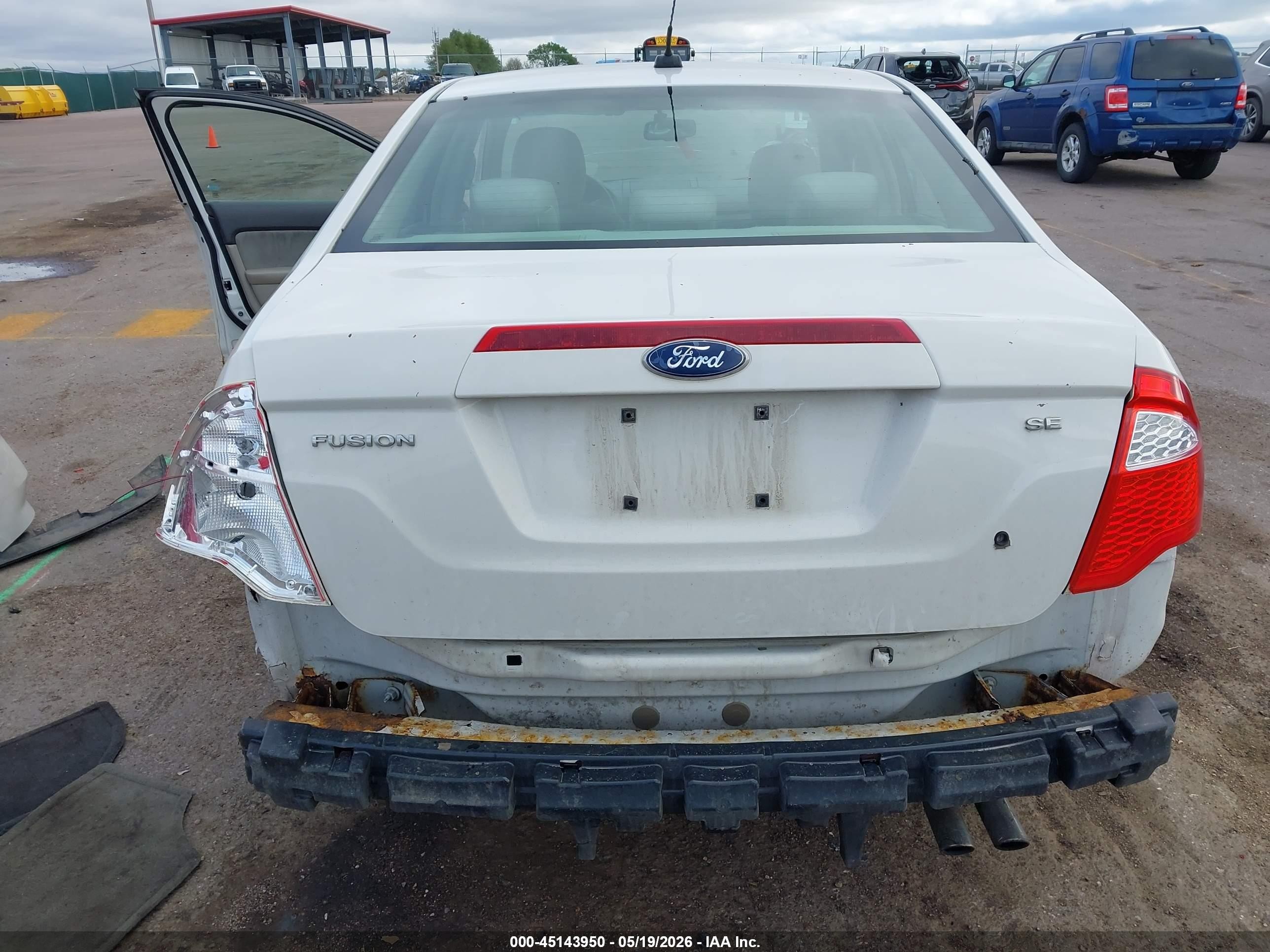 2010 Ford Fusion Se Белый vin: 3FAHP0HA9AR265812