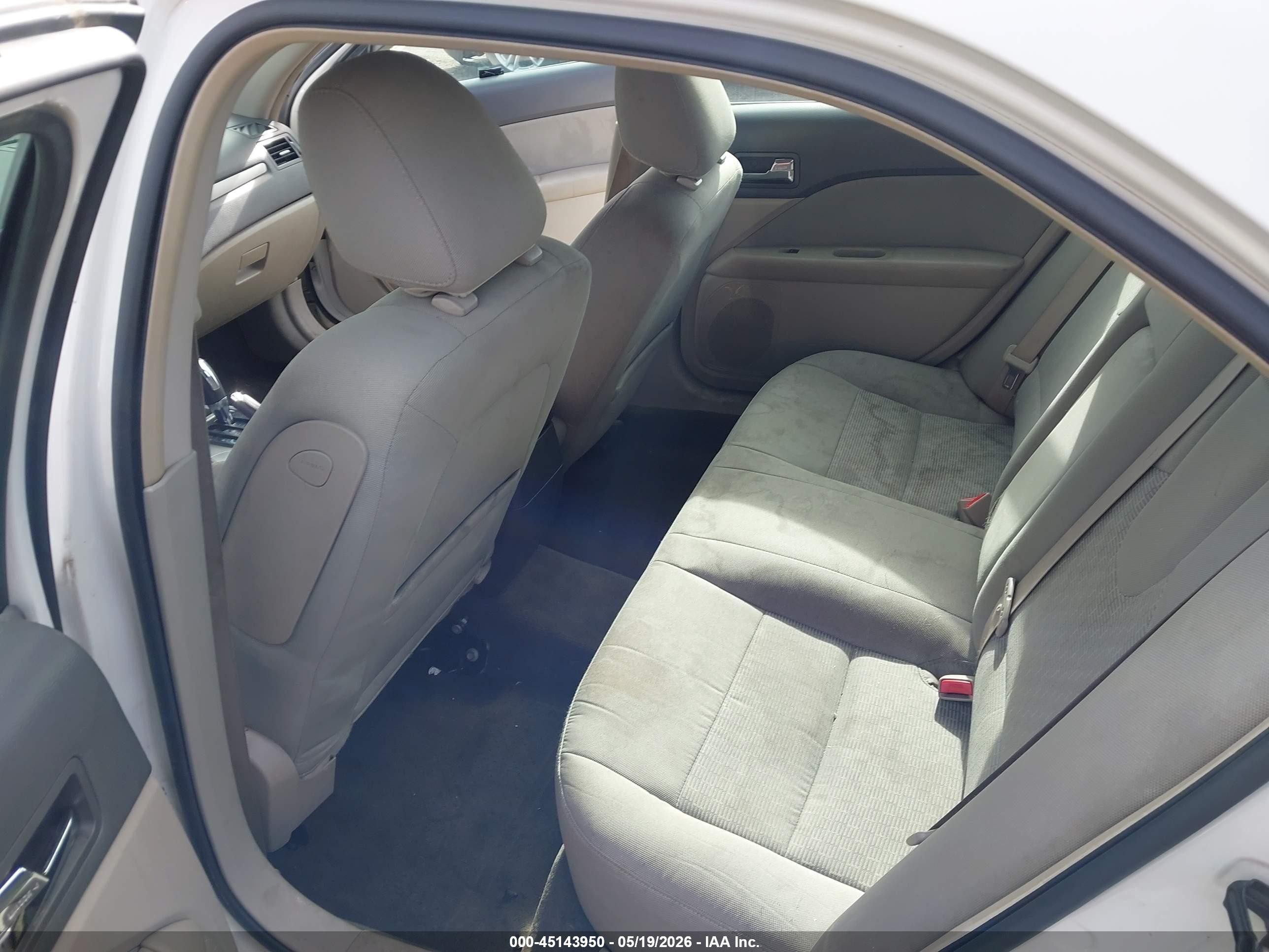 2010 Ford Fusion Se Белый vin: 3FAHP0HA9AR265812