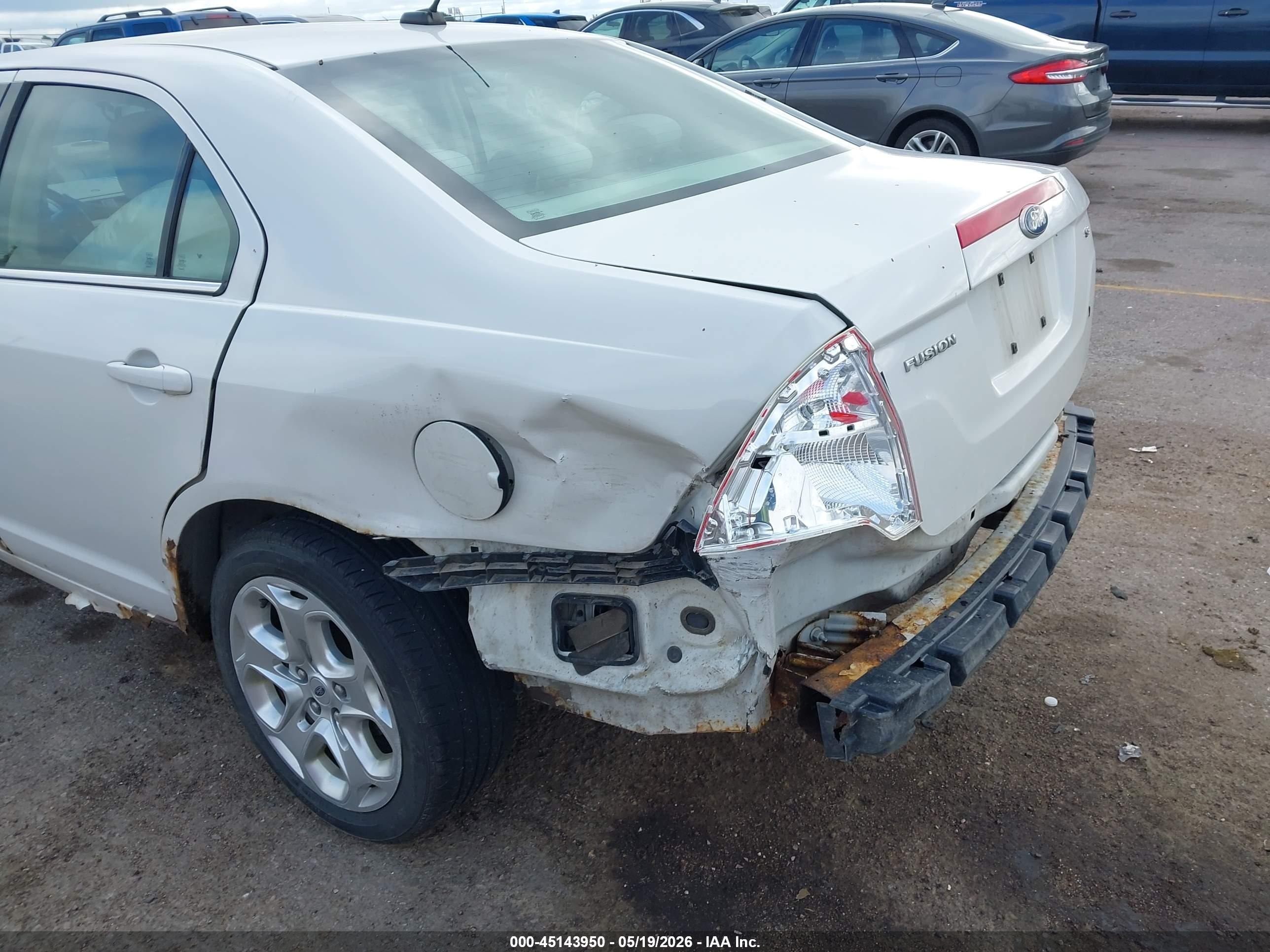 2010 Ford Fusion Se Белый vin: 3FAHP0HA9AR265812