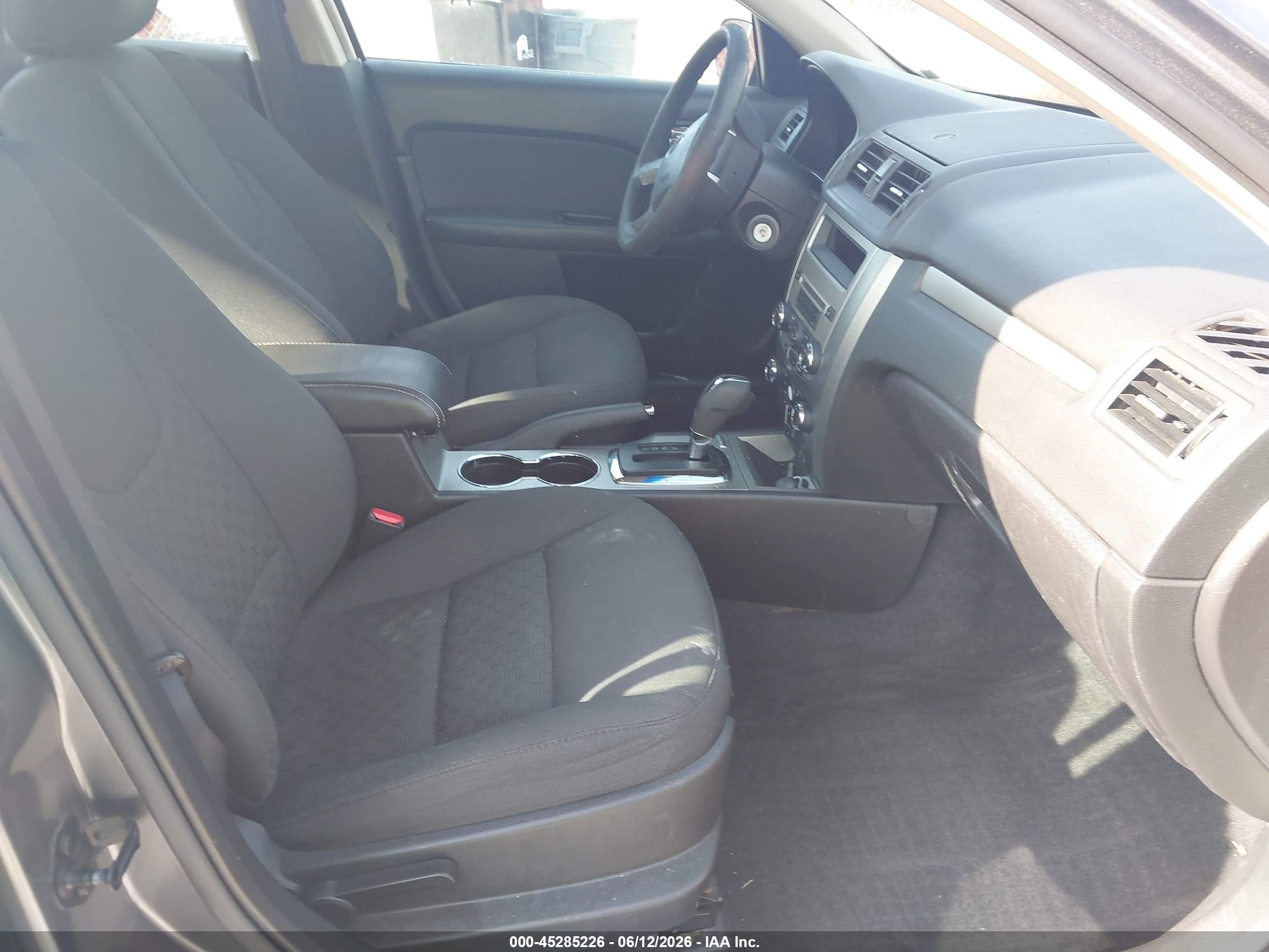 2010 Ford Fusion Se Gray vin: 3FAHP0HA9AR290029