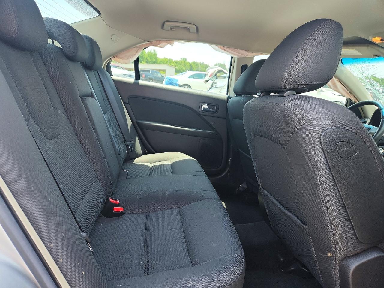 2010 Ford Fusion Se Silver vin: 3FAHP0HA9AR342114