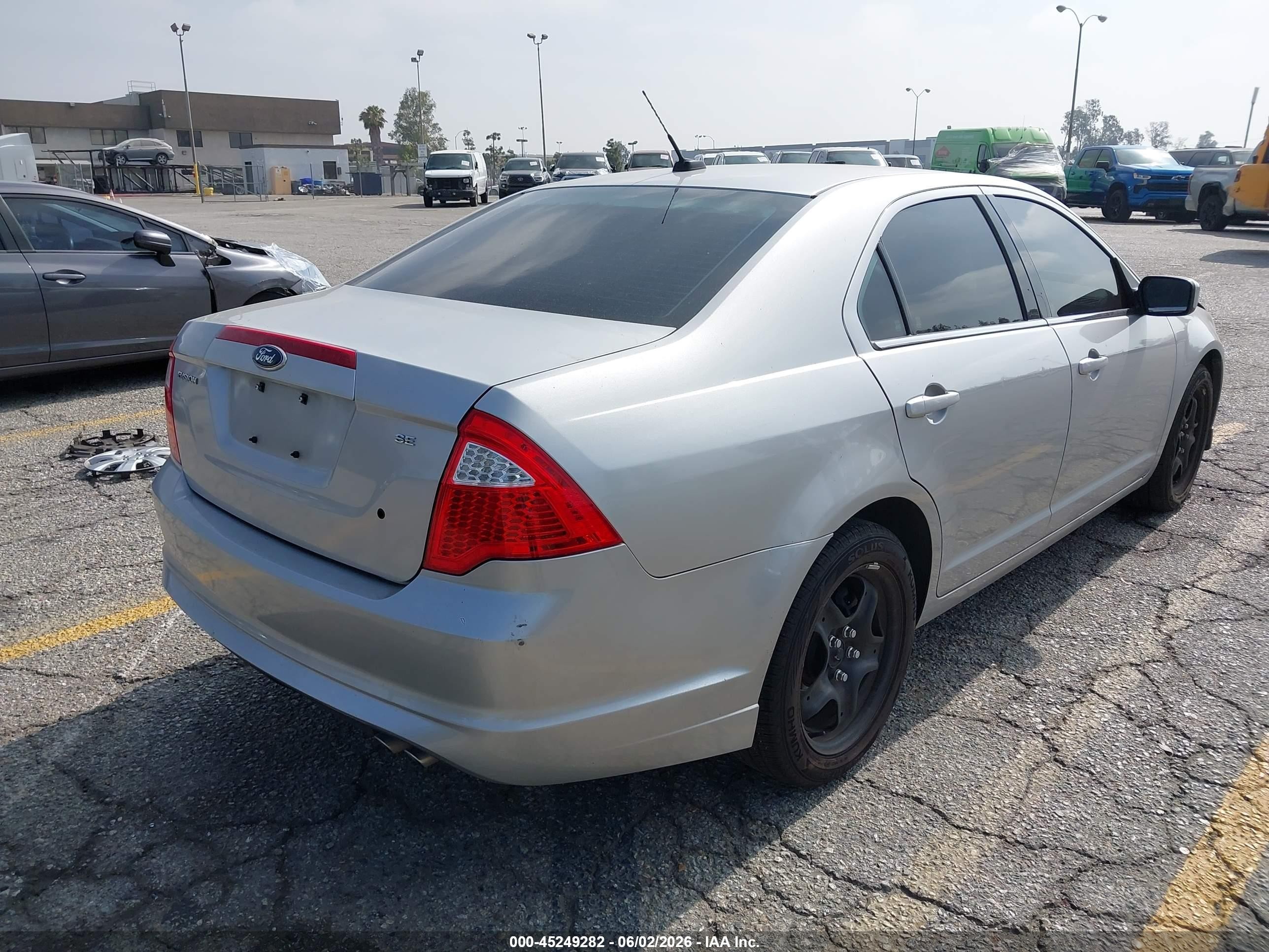2010 Ford Fusion Se Silver vin: 3FAHP0HA9AR361360