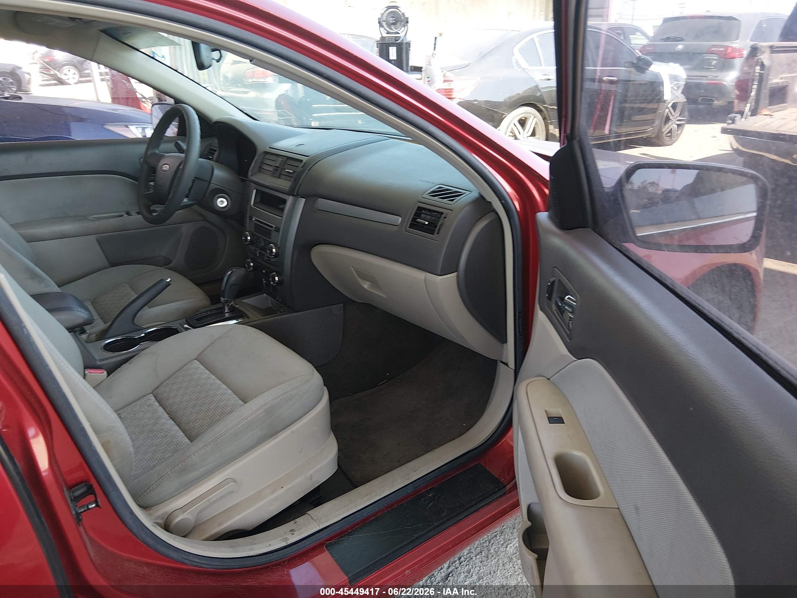 2010 Ford Fusion Se Red vin: 3FAHP0HA9AR374089