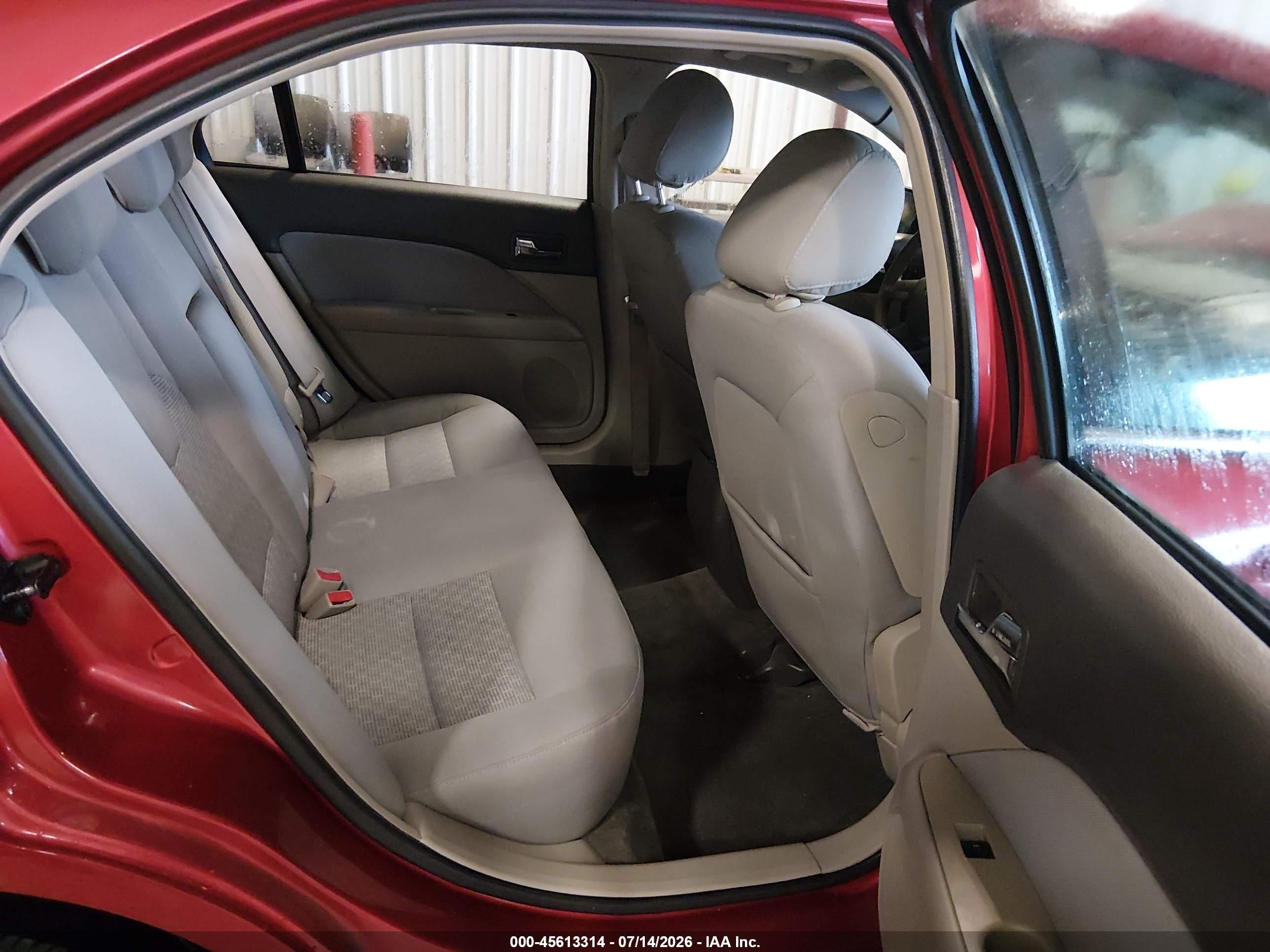 2010 Ford Fusion Se Red vin: 3FAHP0HA9AR415241