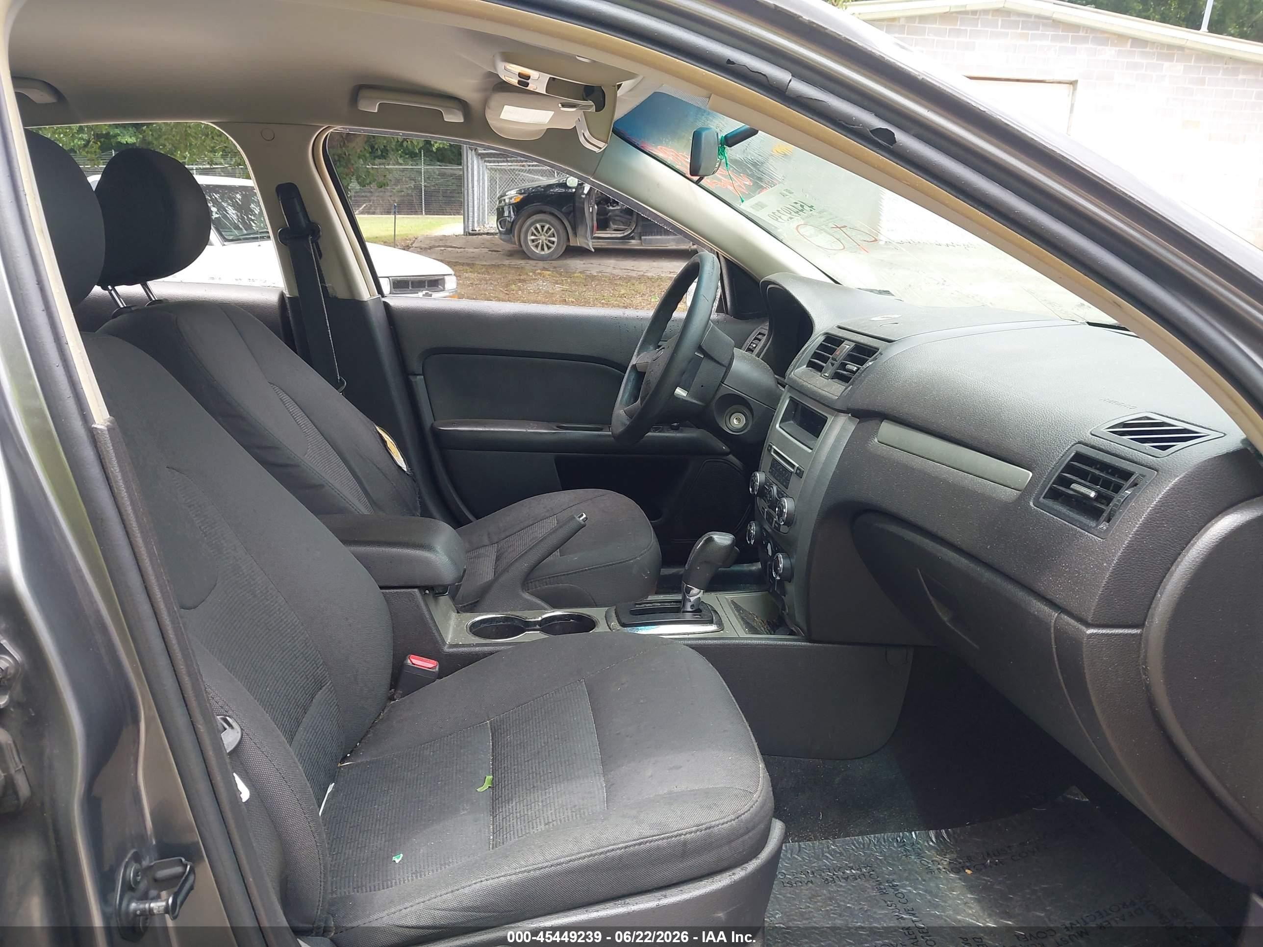 2011 Ford Fusion Se Gray vin: 3FAHP0HA9BR112705