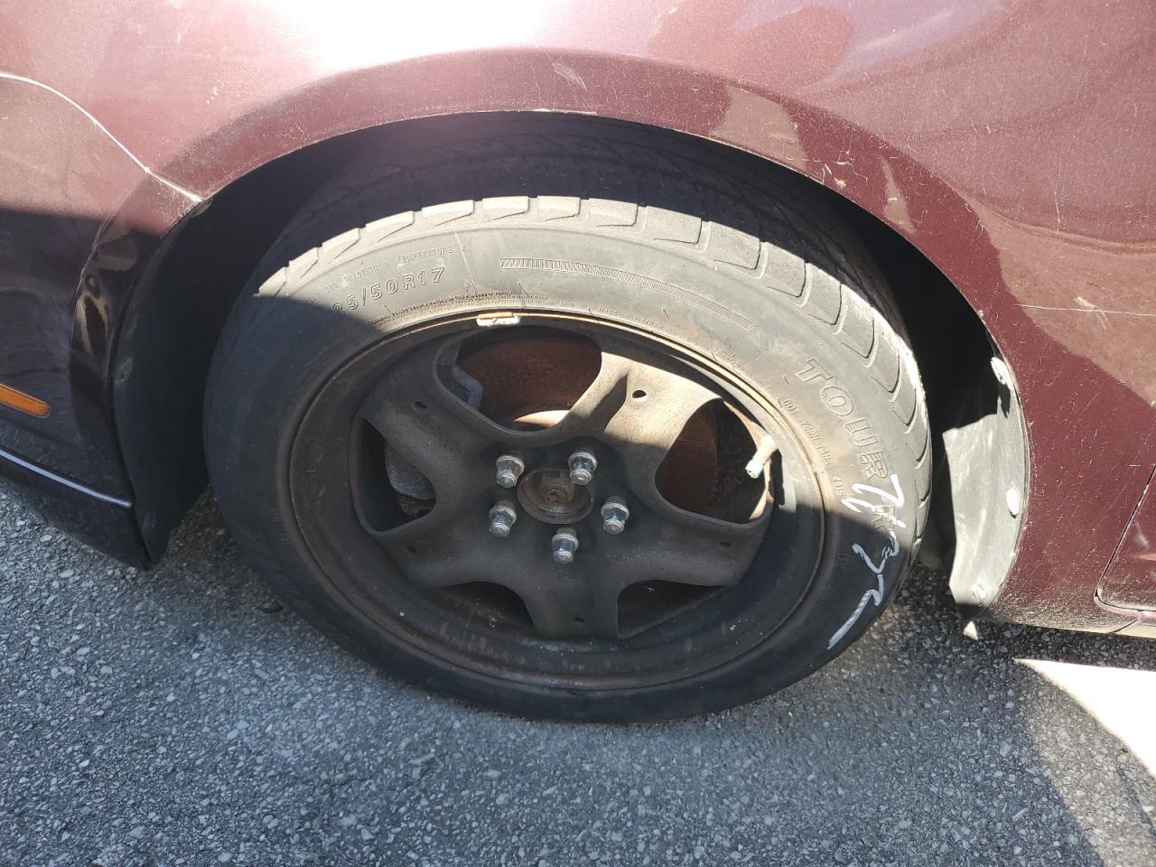2011 Ford Fusion Se Burgundy vin: 3FAHP0HA9BR117919 Damage: Left Front Fender, Heavy Scratch, 1 to 2 inches